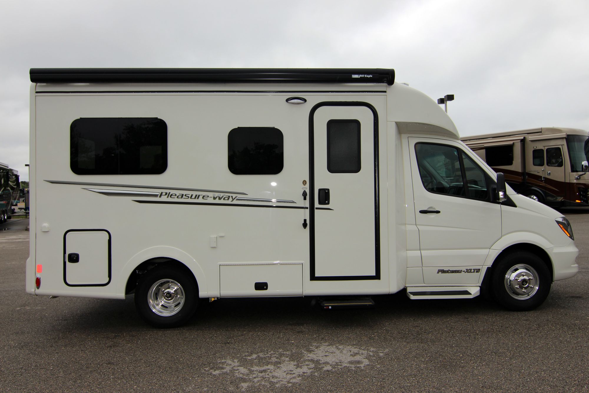 New 2019 Pleasure-Way Plateau XLTS Class C  For Sale