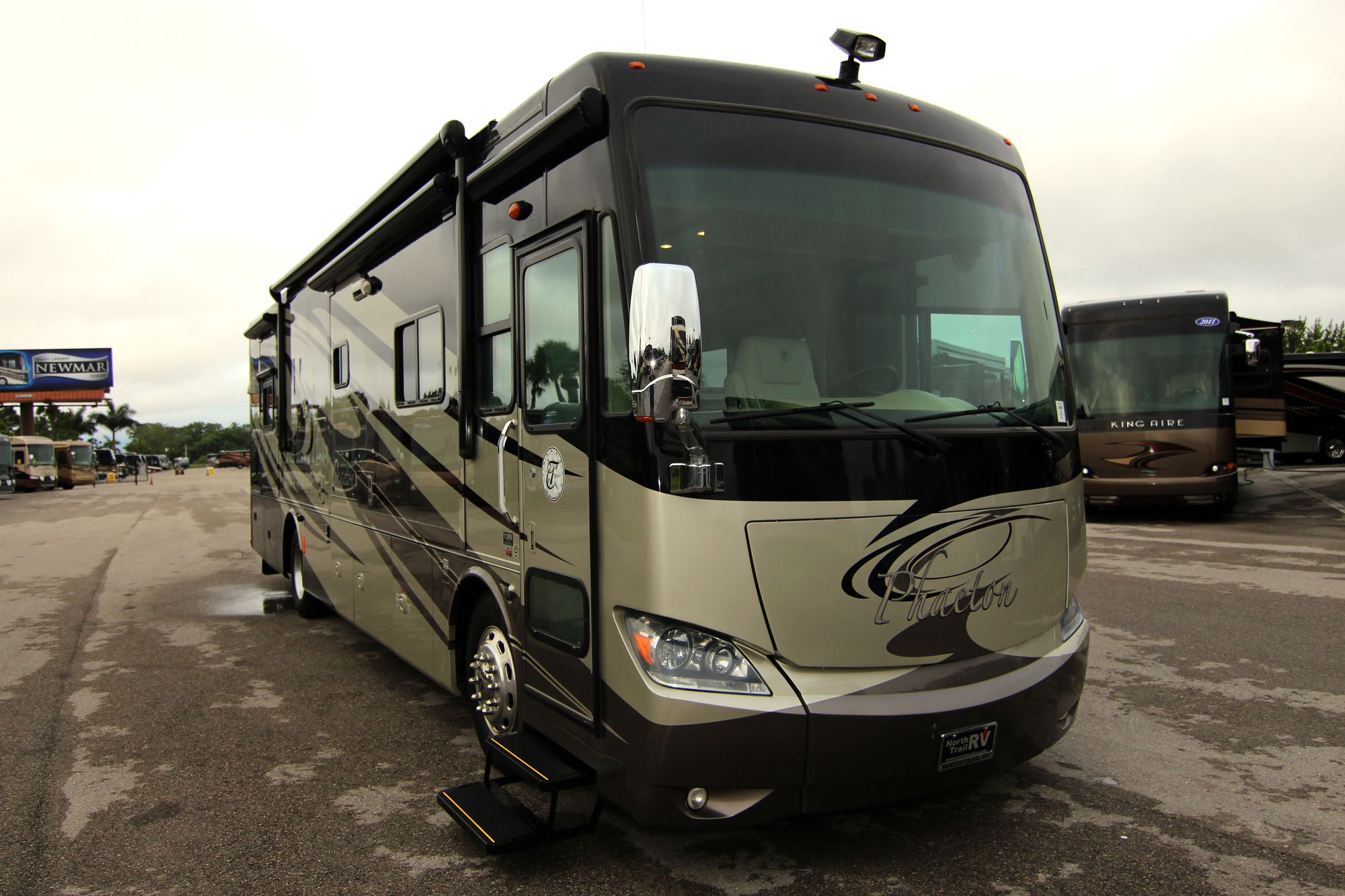 Used 2012 Tiffin Motor Homes Phaeton 36QSH Class A  For Sale