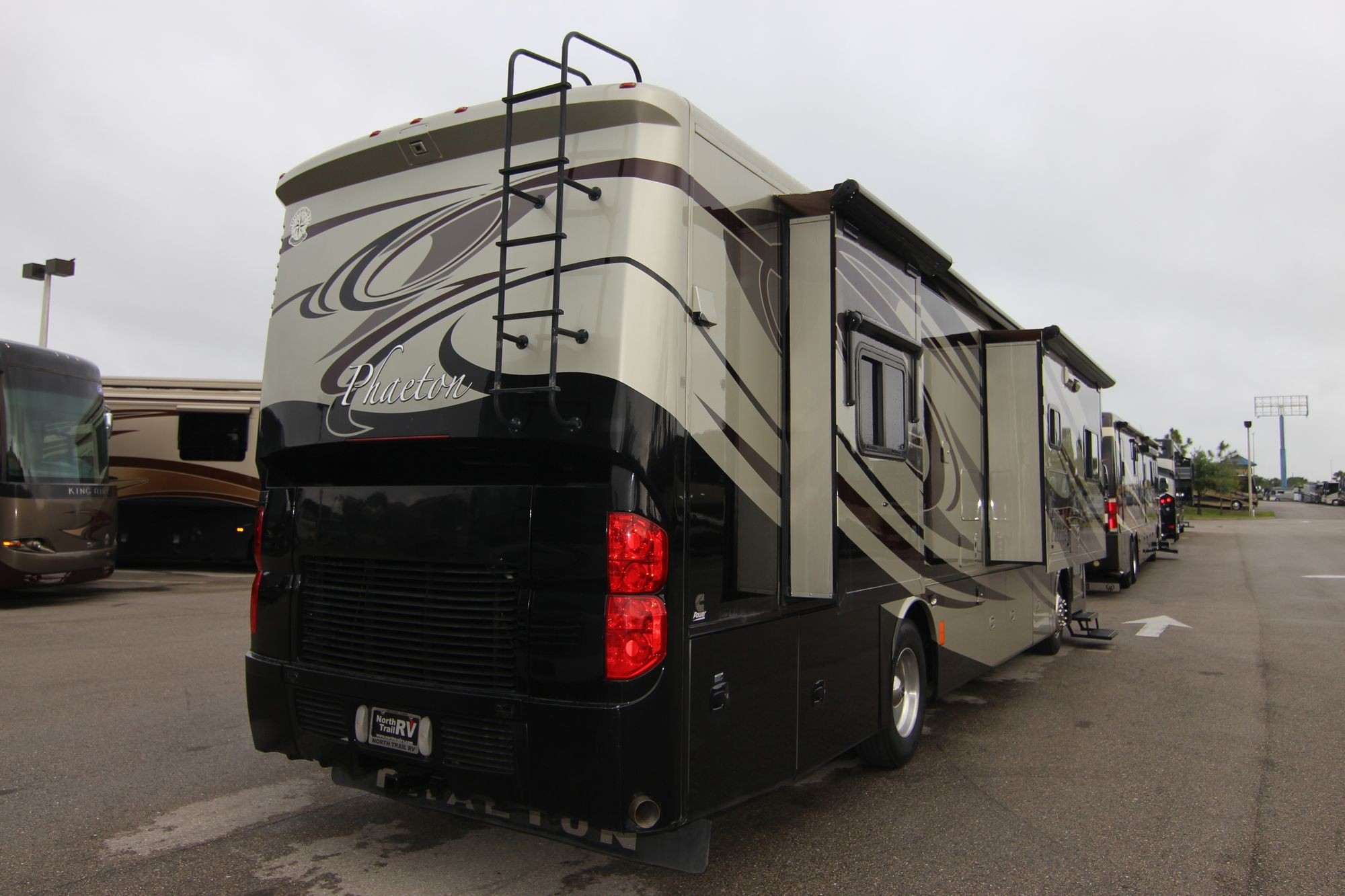 Used 2012 Tiffin Motor Homes Phaeton 36QSH Class A  For Sale