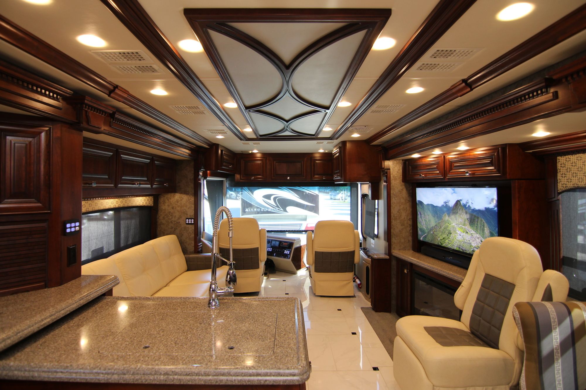 Used 2015 Monaco Dynasty 45P Class A  For Sale