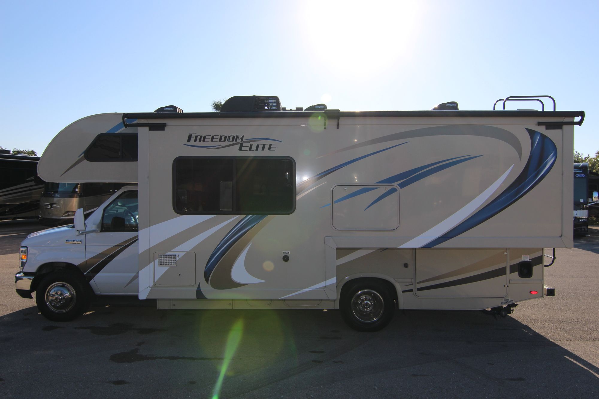 Used 2018 Thor Freedom Elite 24HE Class C  For Sale