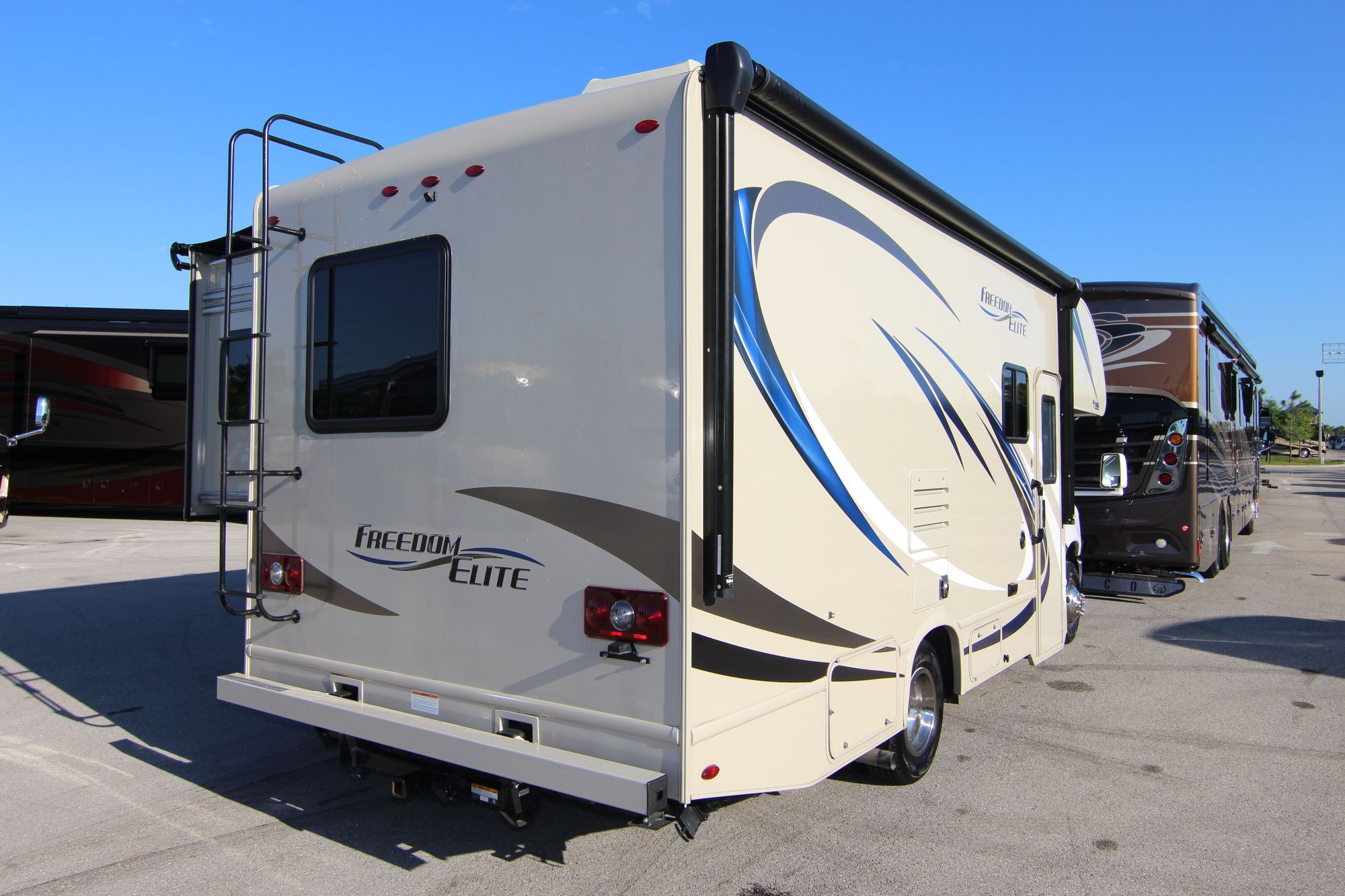 Used 2018 Thor Freedom Elite 24HE Class C  For Sale