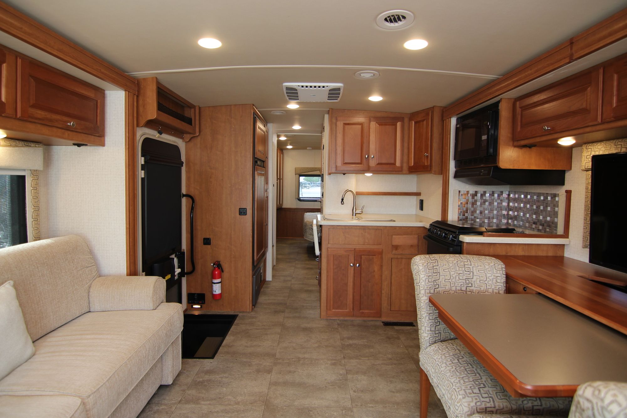 Used 2016 Winnebago Vista Lx 30T Class A  For Sale