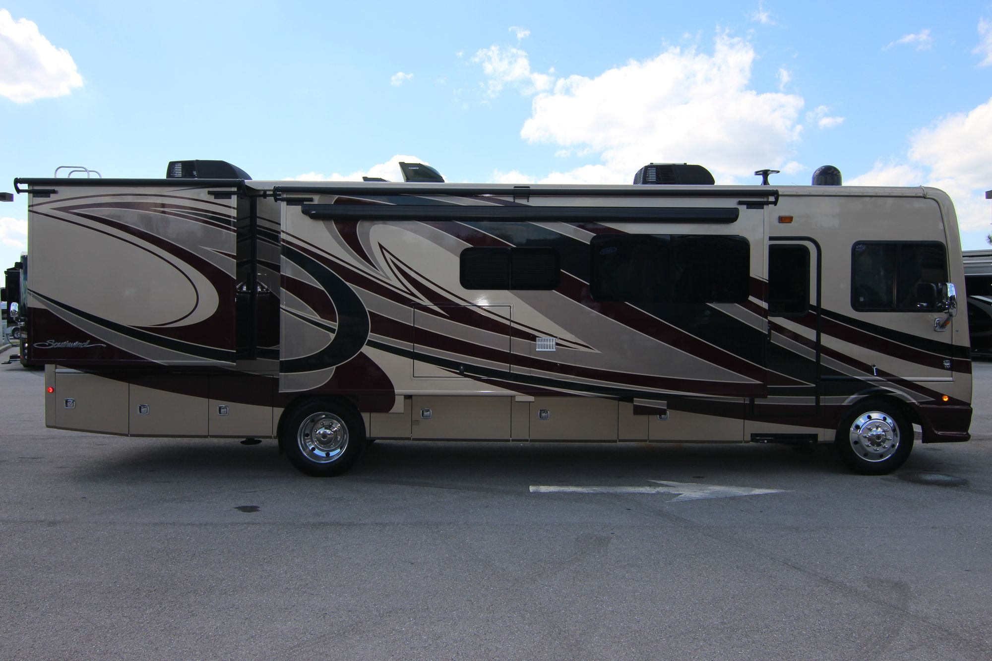 Used 2018 Fleetwood Southwind 36P Class A  For Sale