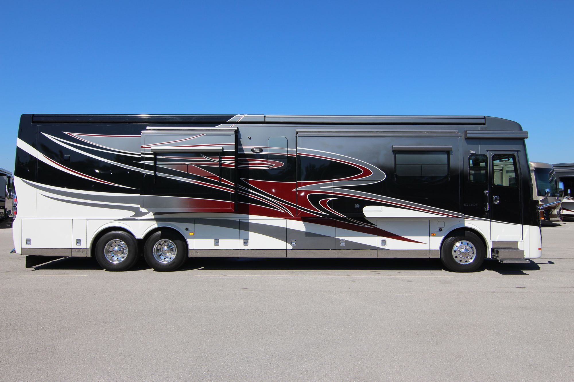 Used 2014 Newmar King Aire 4593 Class A  For Sale