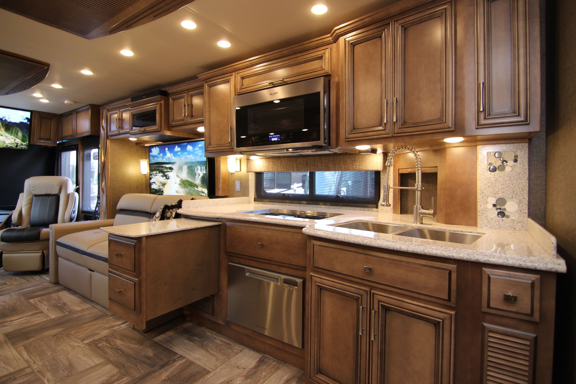 New 2019 Newmar Ventana 4369 Class A  For Sale