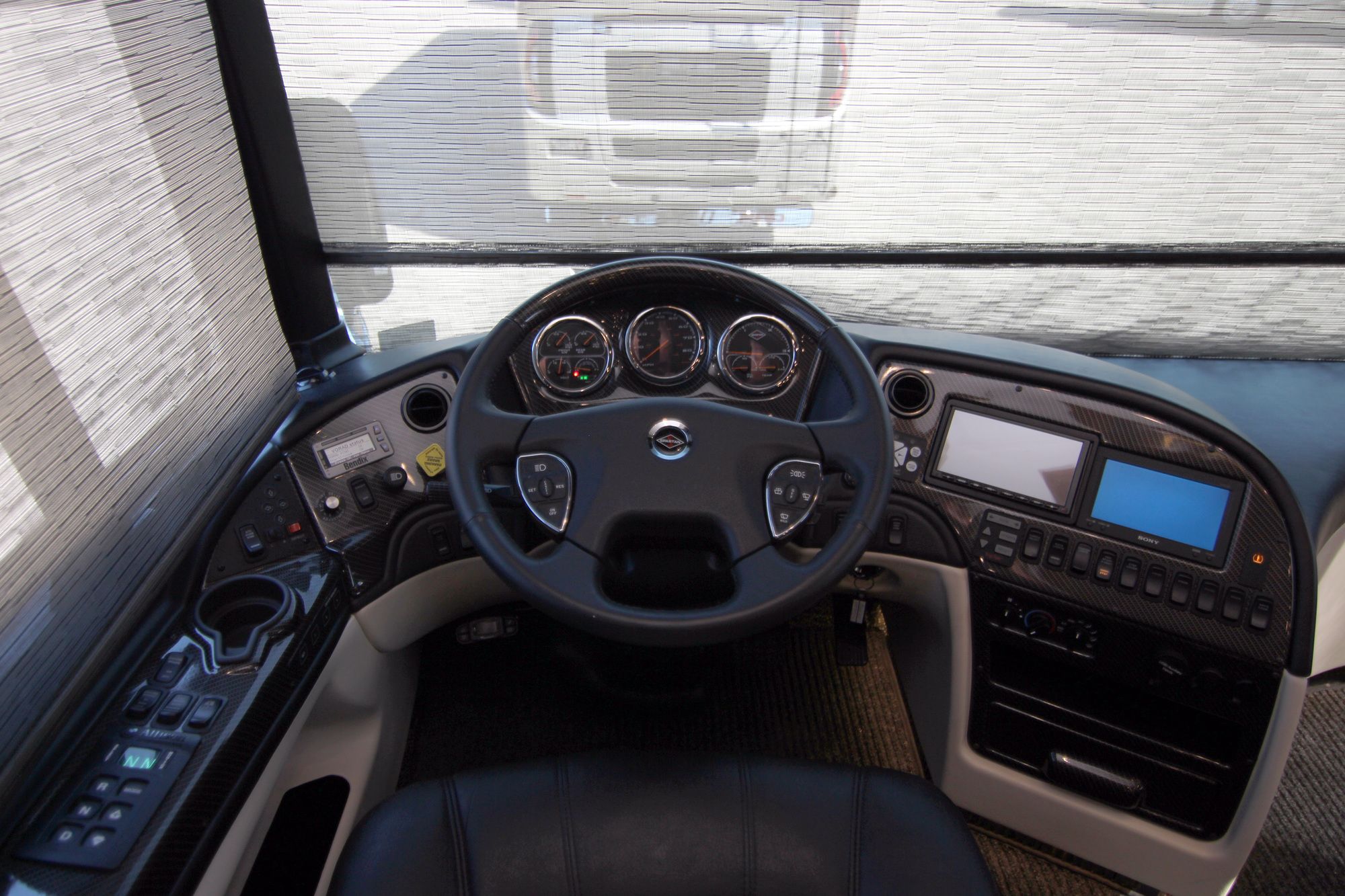 Used 2014 Newmar King Aire 4593 Class A  For Sale