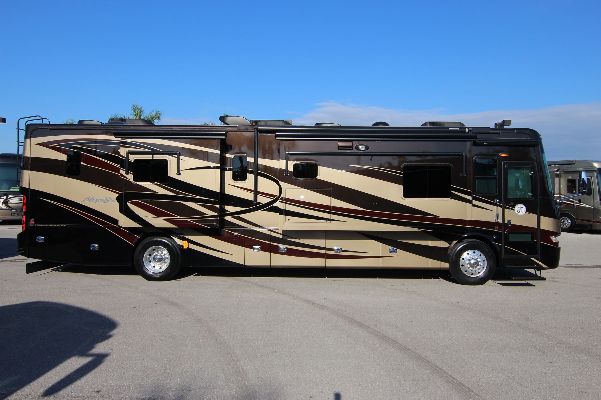 Used 2012 Tiffin Motor Homes Allegro Bus 40QBP Class A  For Sale