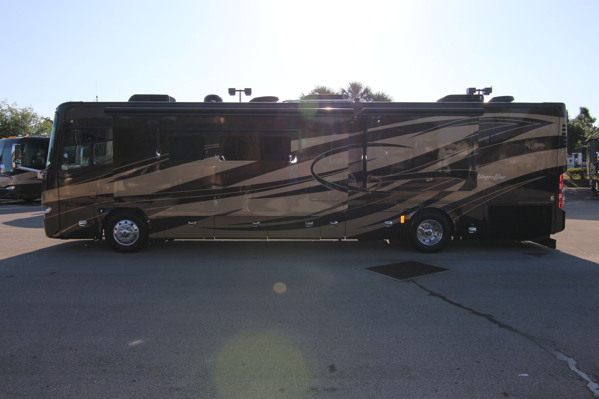 Used 2012 Tiffin Motor Homes Allegro Bus 40QBP Class A  For Sale