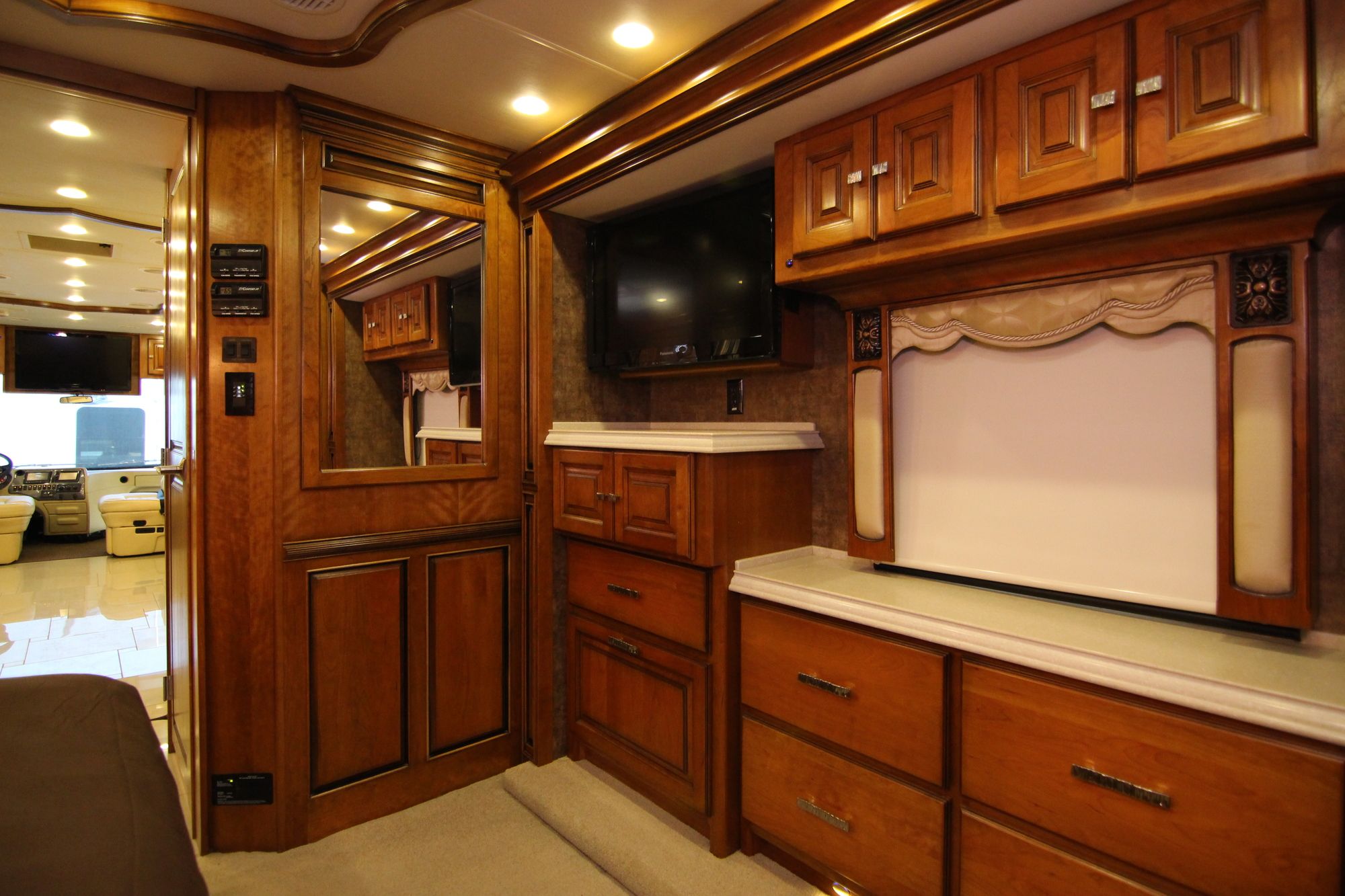 Used 2012 Tiffin Motor Homes Allegro Bus 40QBP Class A  For Sale