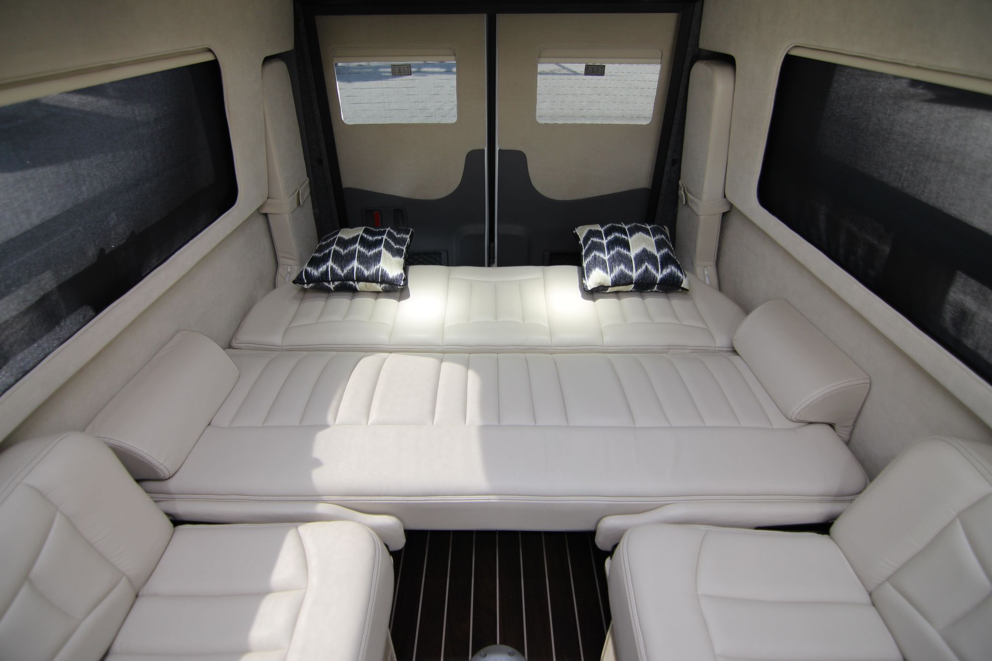 Used 2017 Airstream Interstate EXT LOUNGE Class B  For Sale