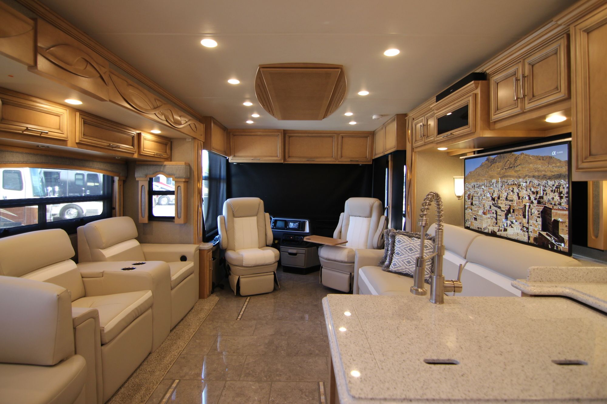 New 2019 Newmar Ventana 3717 Class A  For Sale