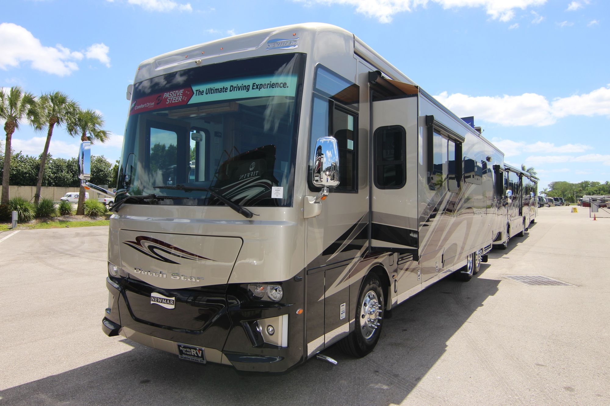 New 2019 Newmar Dutch Star 4002 Class A  For Sale