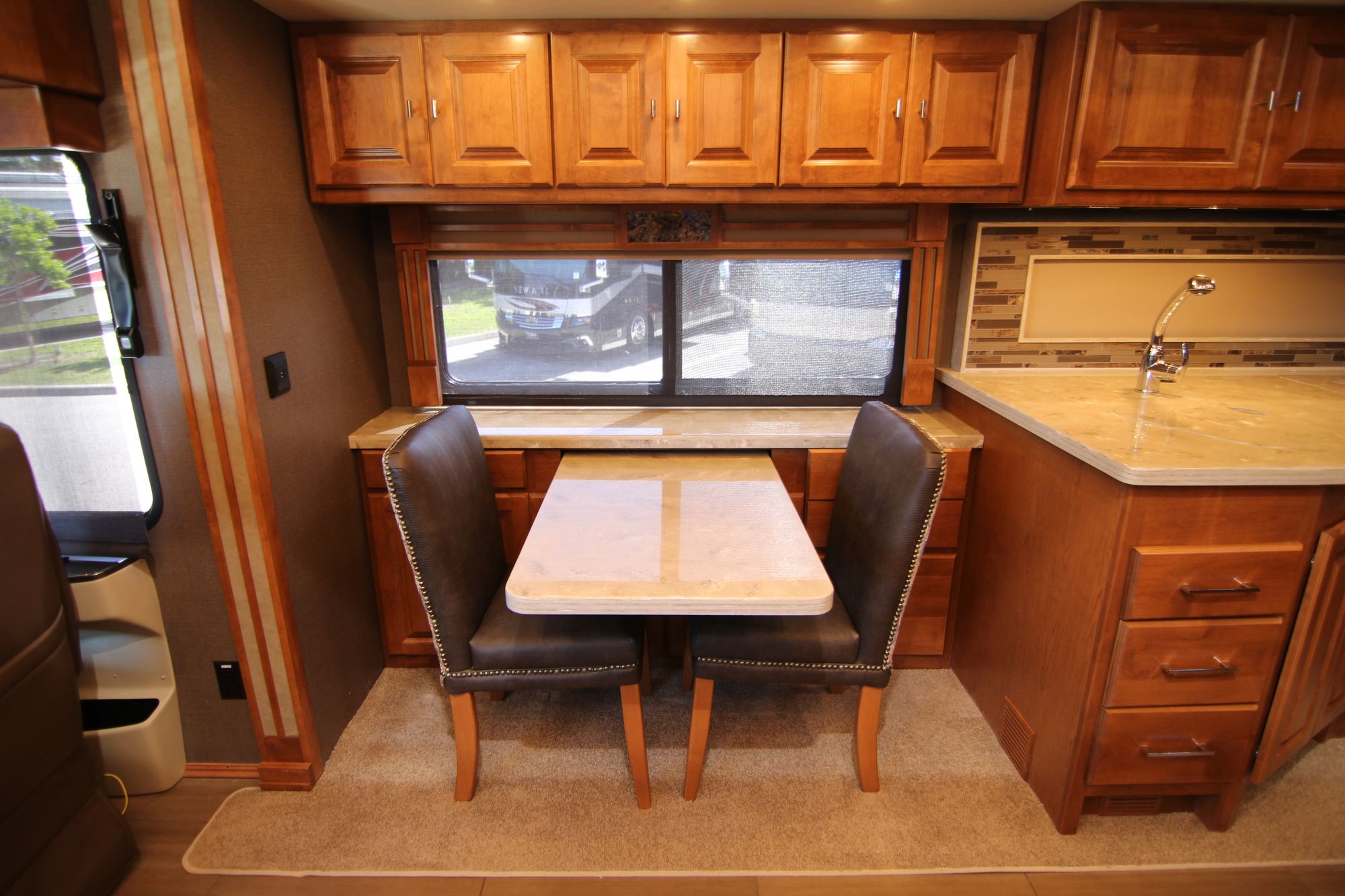 New 2019 Tiffin Motor Homes Allegro Red 33AA Class A  For Sale