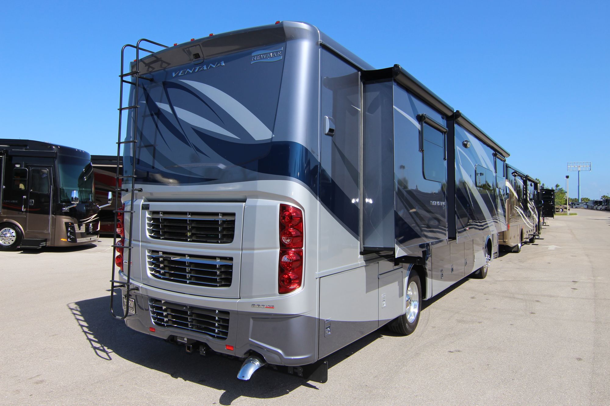 New 2019 Newmar Ventana 3717 Class A  For Sale