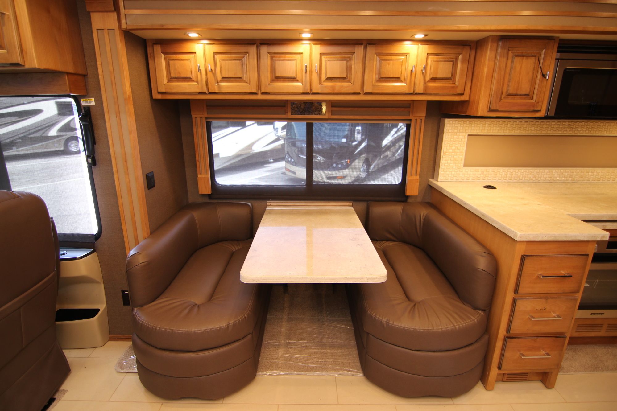 New 2019 Tiffin Motor Homes Allegro Red 37PA Class A  For Sale