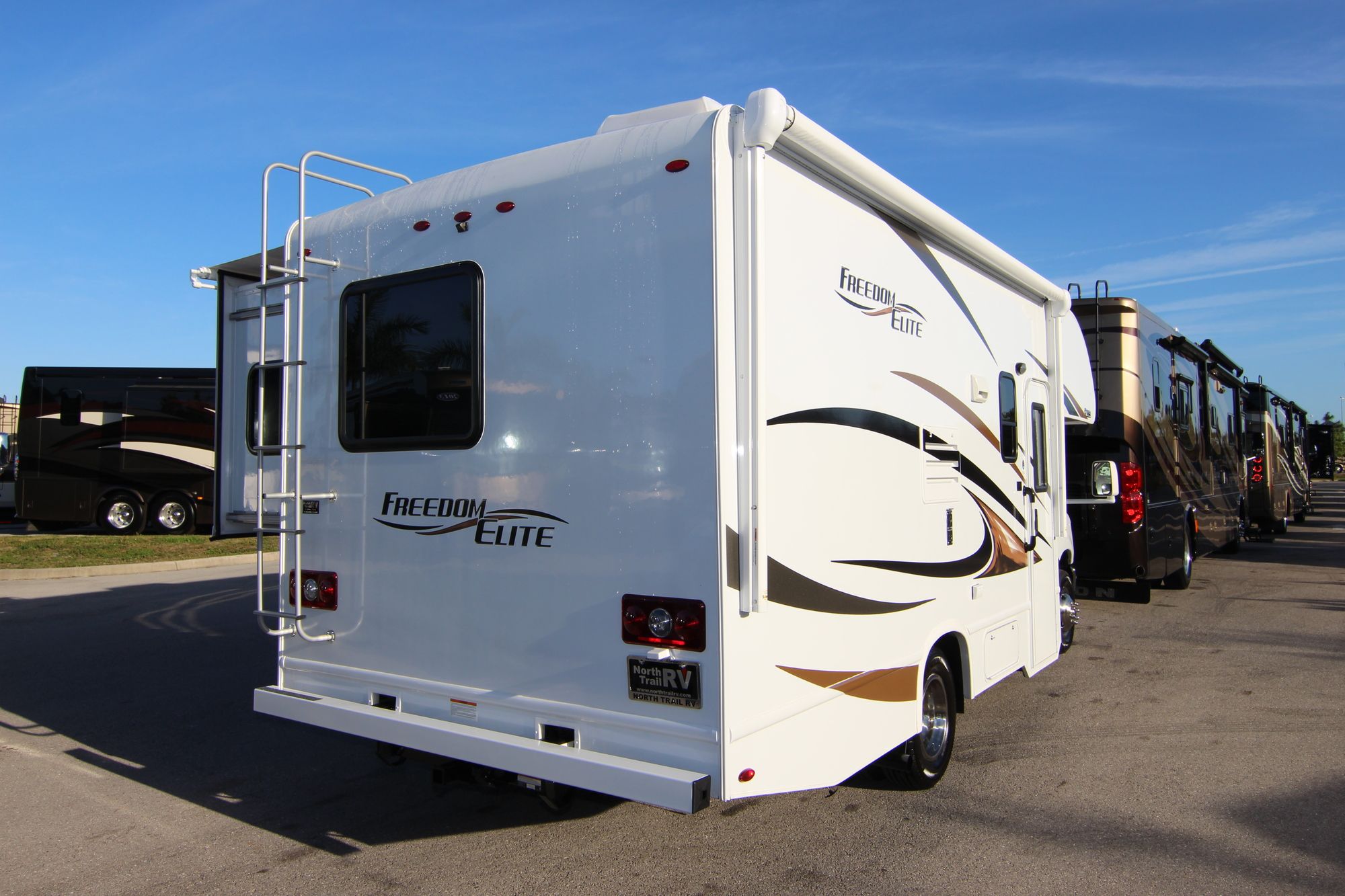 Used 2017 Thor Freedom Elite 22FE Class C  For Sale