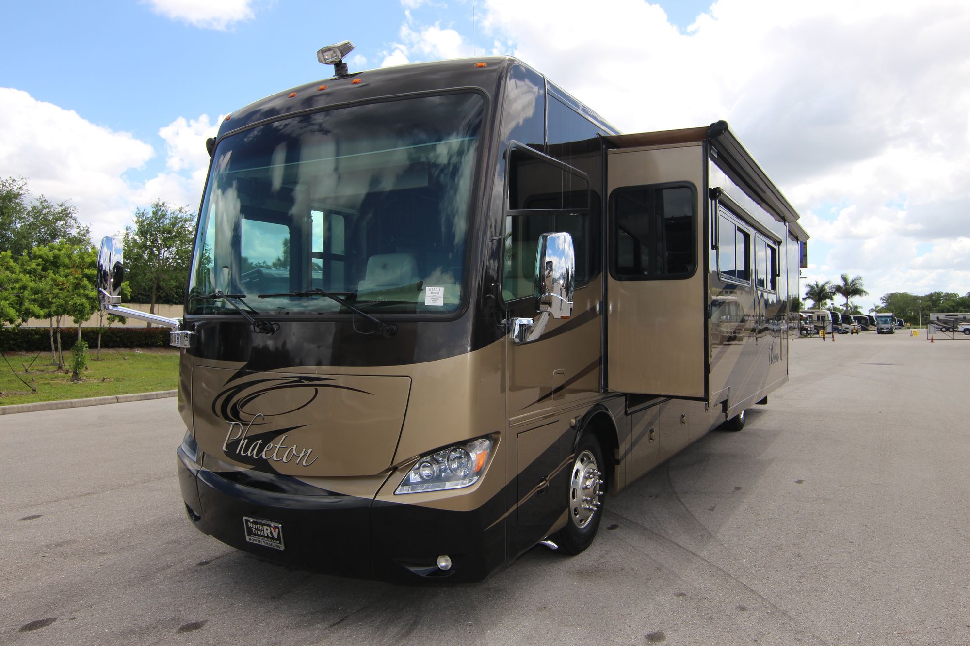 Used 2012 Tiffin Motor Homes Phaeton 40QBH Class A  For Sale