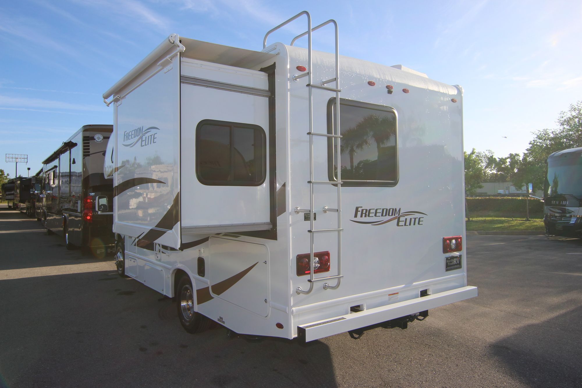 Used 2017 Thor Freedom Elite 22FE Class C  For Sale