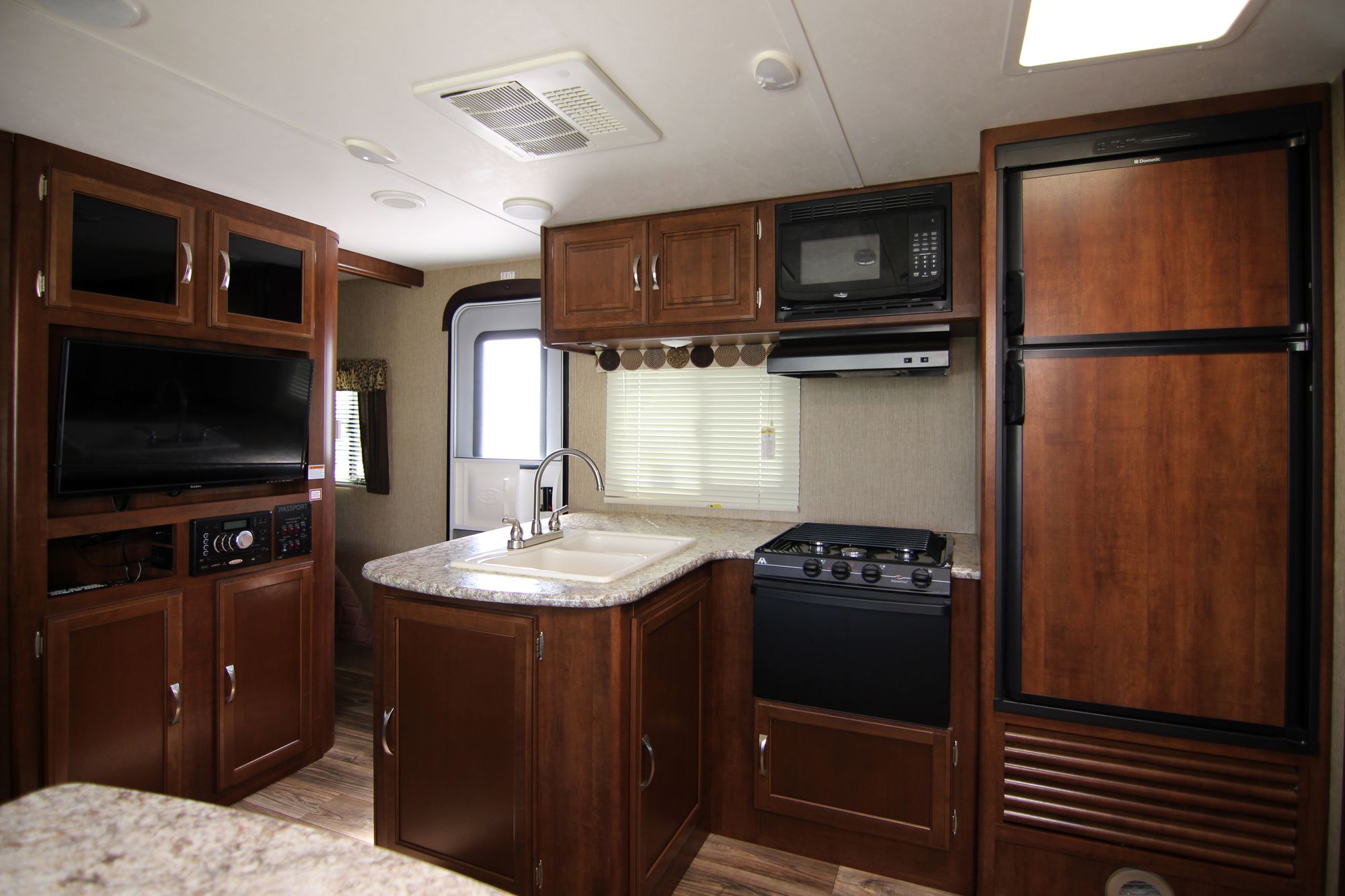 Used 2017 Keystone Passport 2400BH Travel Trailer  For Sale