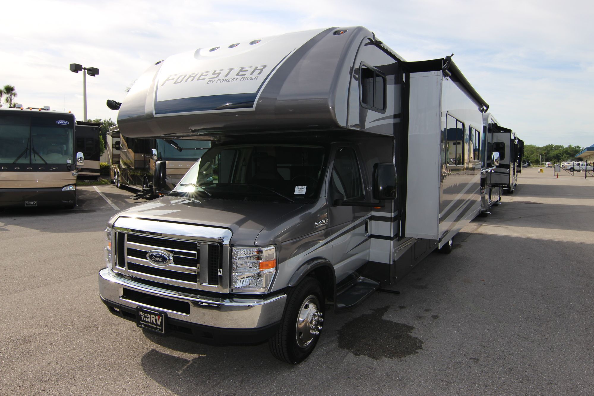 Used 2019 Forrest River Forester 3011DS Class C  For Sale