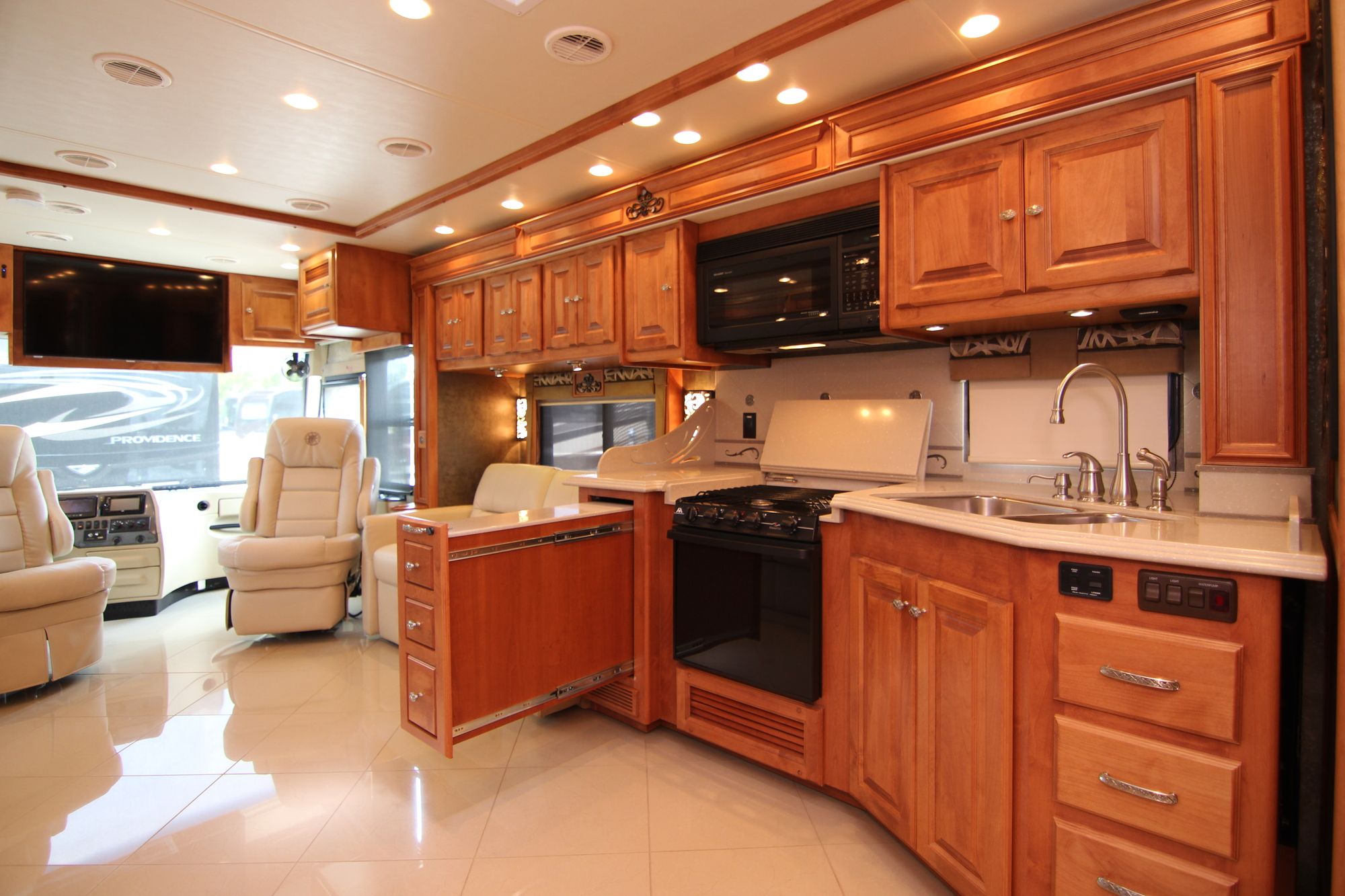 Used 2011 Tiffin Motor Homes Phaeton 36QSH Class A  For Sale