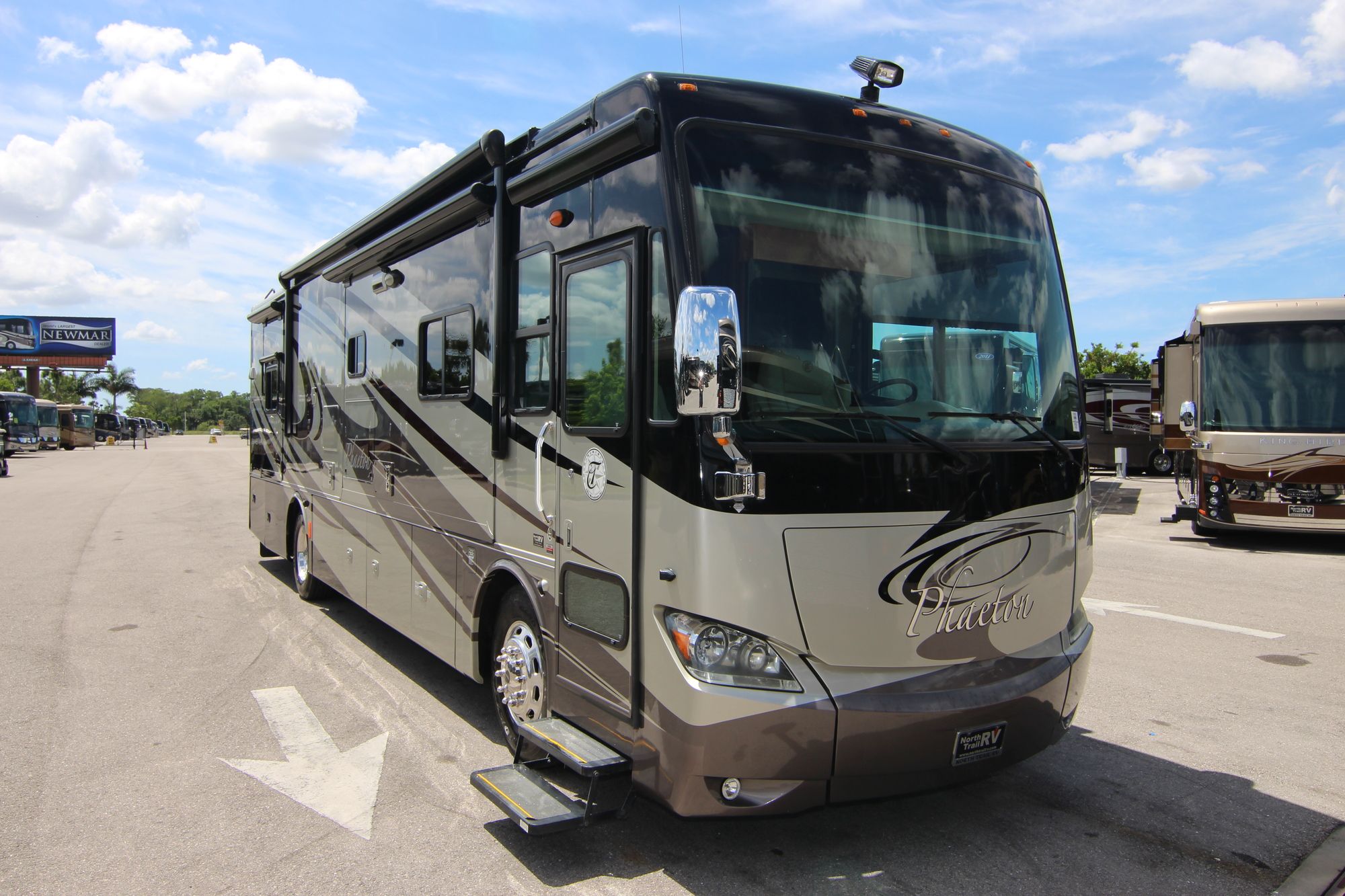 Used 2011 Tiffin Motor Homes Phaeton 36QSH Class A  For Sale