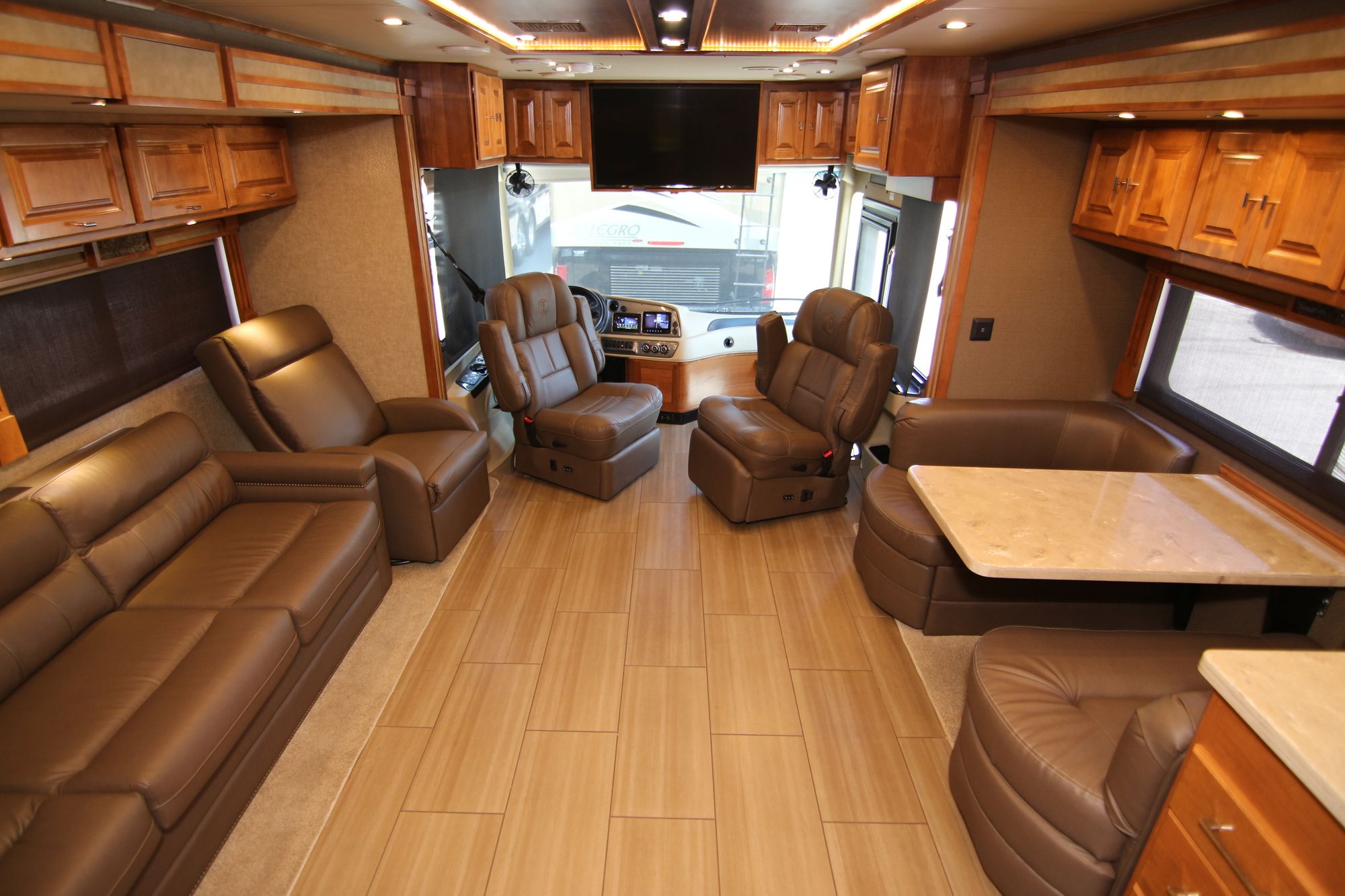 Used 2019 Tiffin Motor Homes Allegro Red 33AA Class A  For Sale