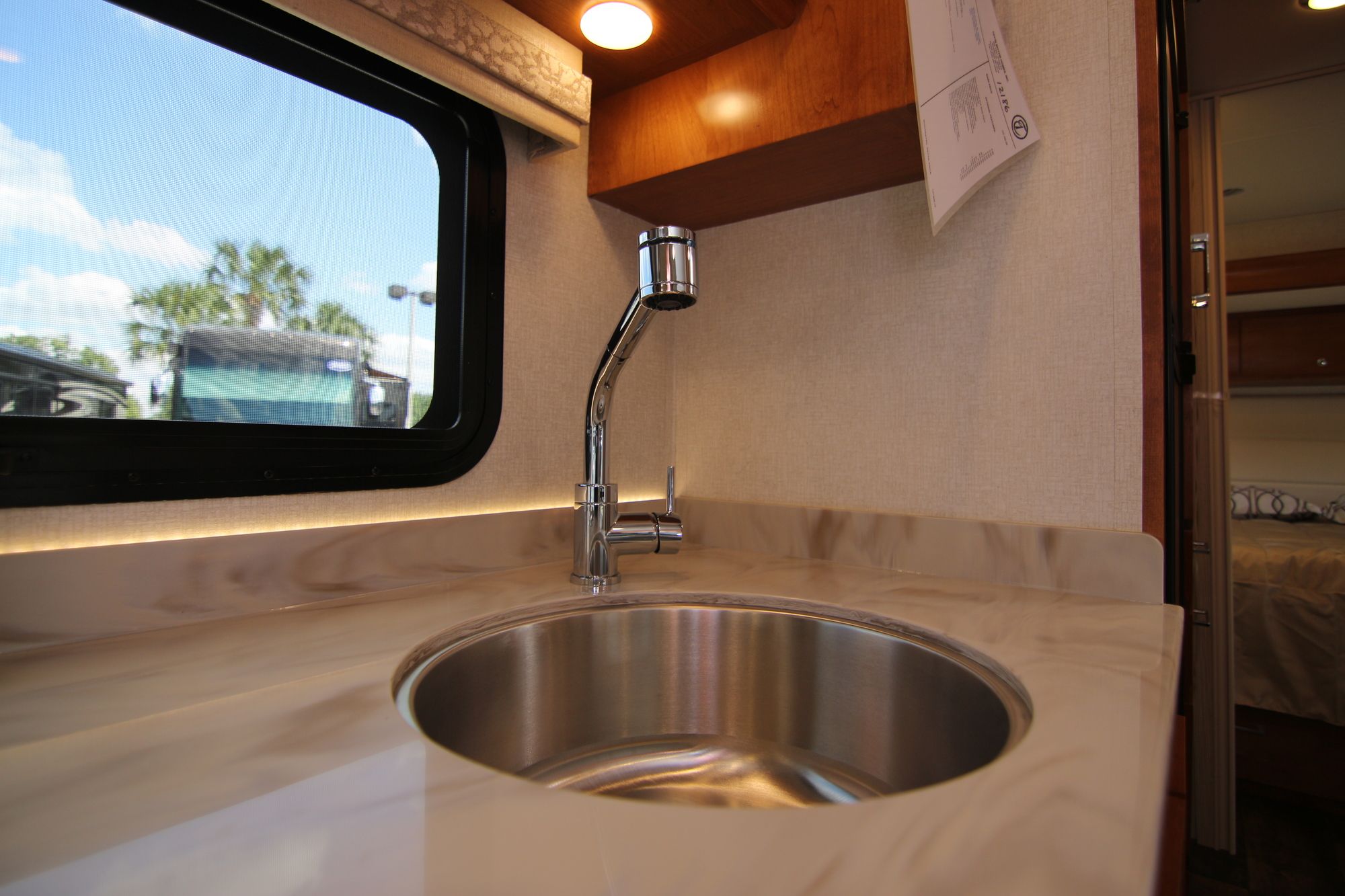 New 2019 Tiffin Motor Homes Wayfarer 25QW Class C  For Sale