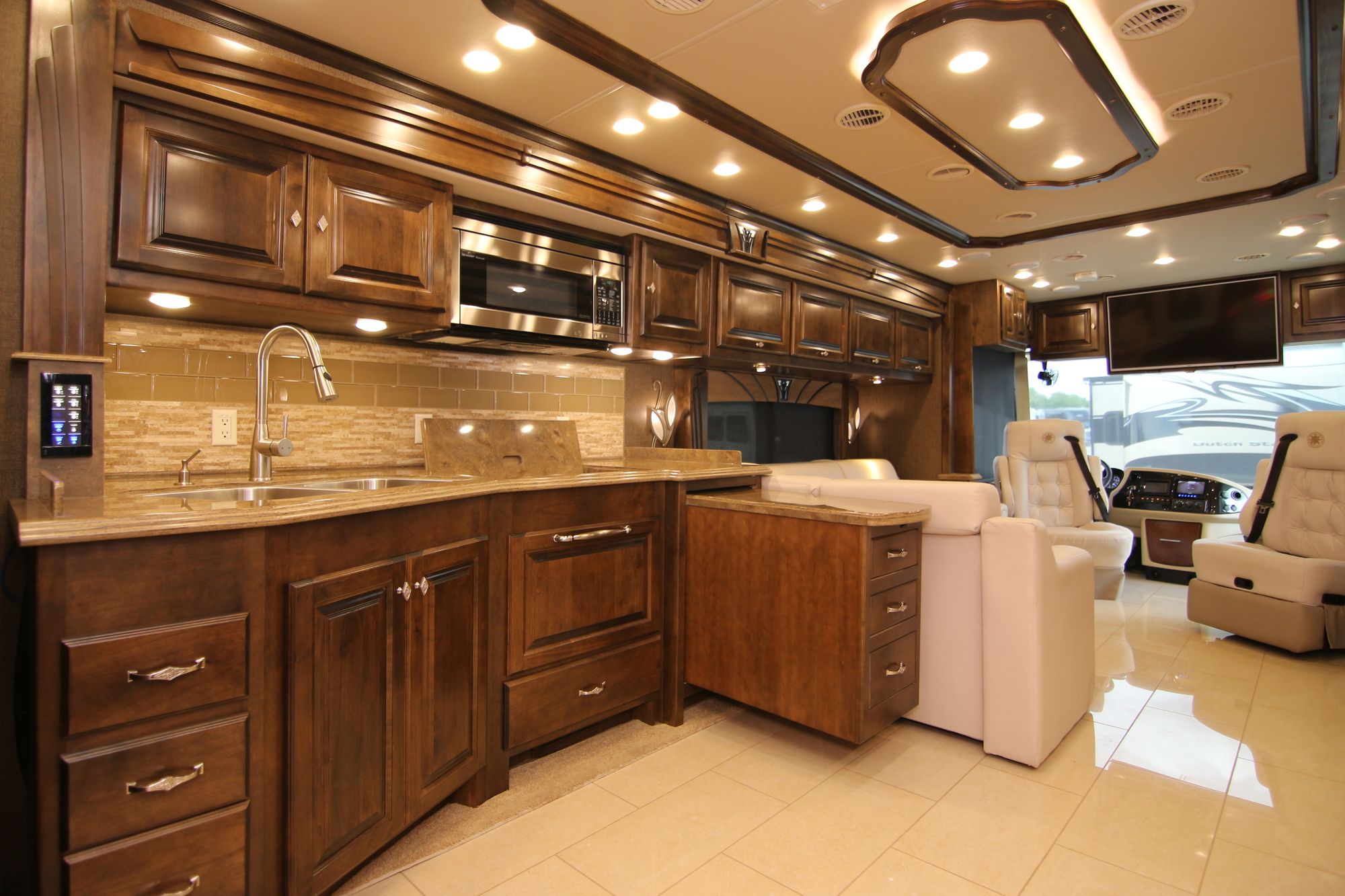 Used 2016 Tiffin Motor Homes Phaeton 44OH Class A  For Sale