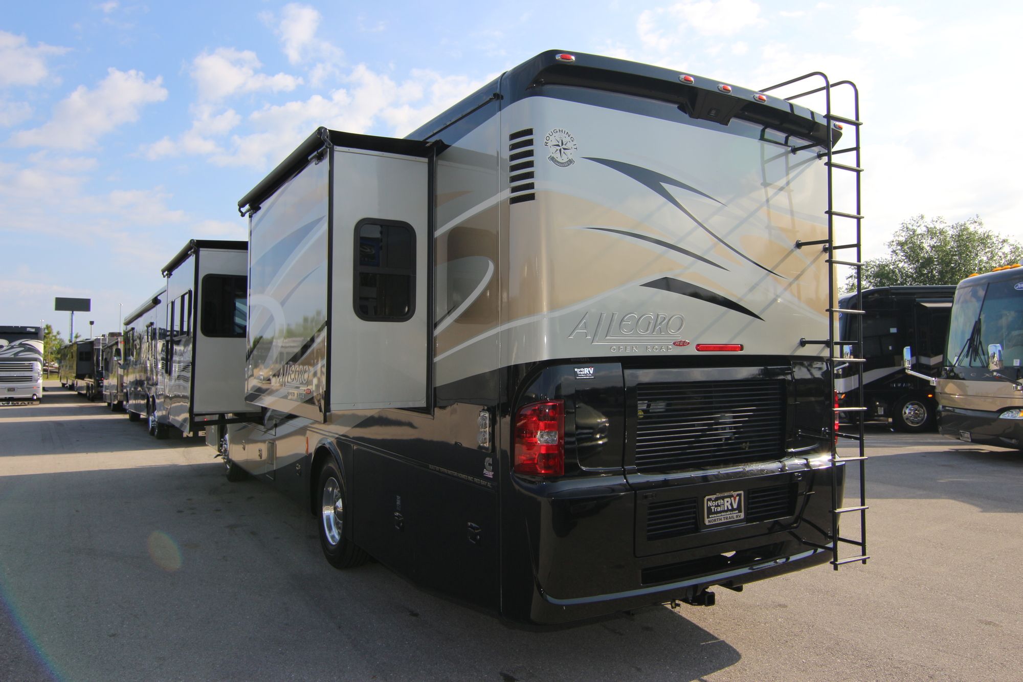 Used 2013 Tiffin Motor Homes Allegro Red 34QFA Class A  For Sale
