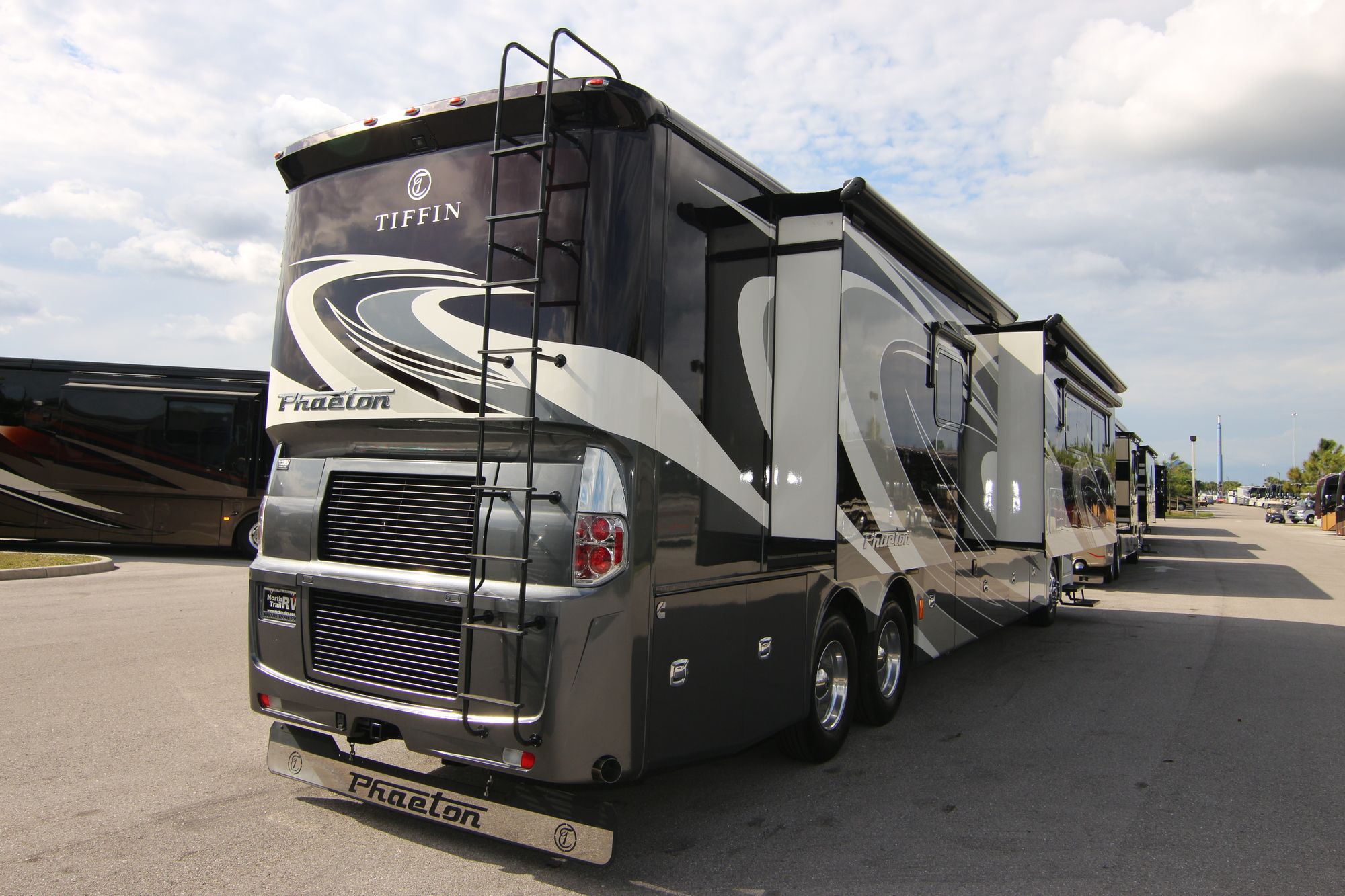 Used 2016 Tiffin Motor Homes Phaeton 44OH Class A  For Sale