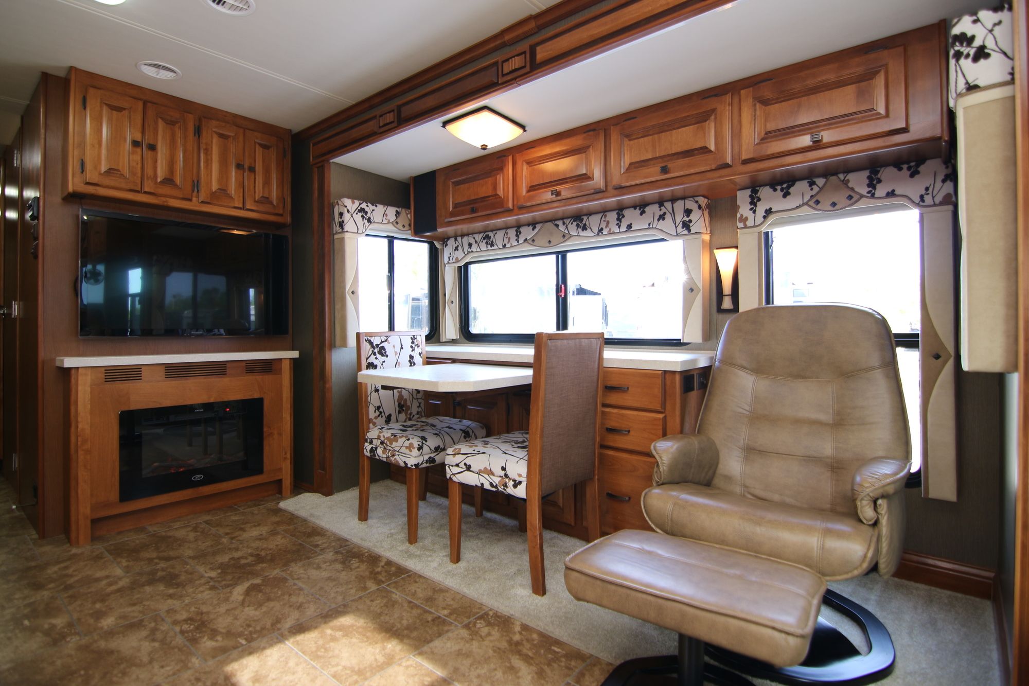 Used 2013 Tiffin Motor Homes Allegro Red 34QFA Class A  For Sale