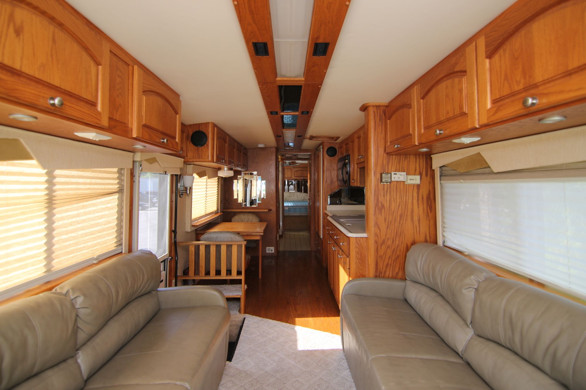 Used 1995 Holiday Rambler Navigator 38WD Class A  For Sale