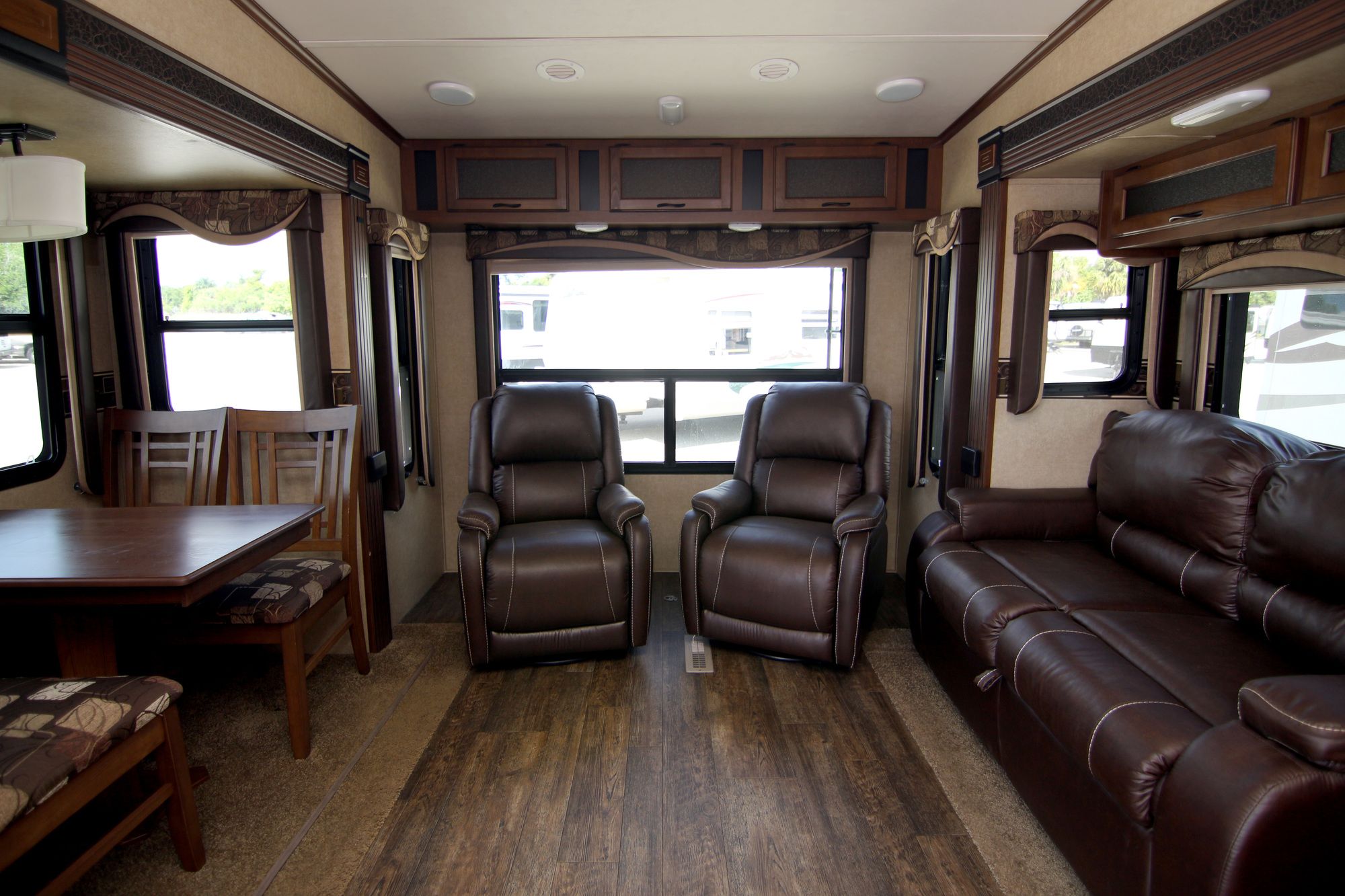 Used 2015 Jayco Eagle Ht 27.5 RLTS Fifth Wheel  For Sale