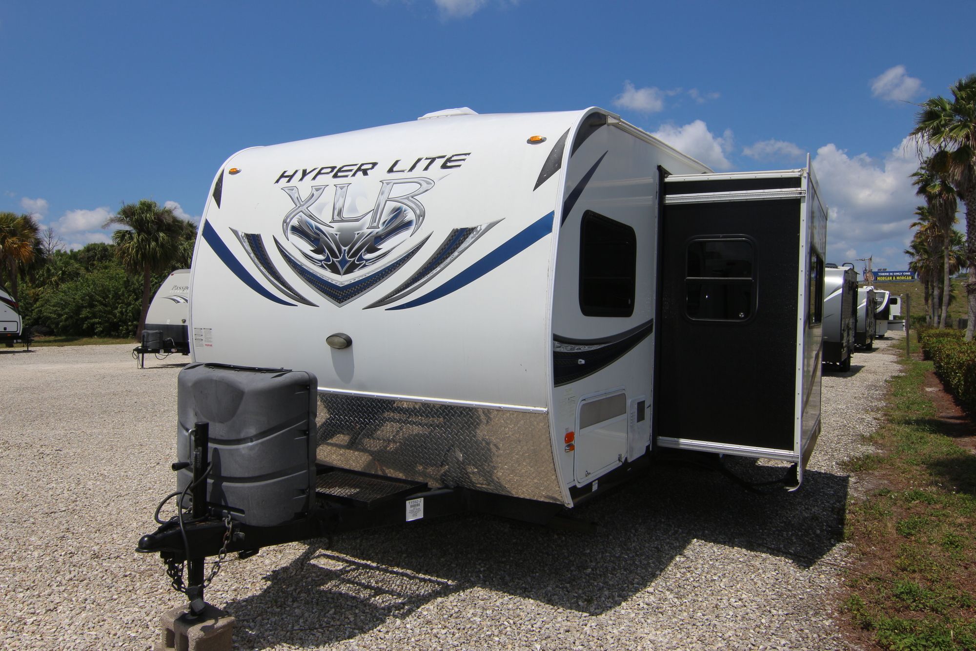 Used 2013 Forest River Hyperlightxlr 27HFS Travel Trailer  For Sale