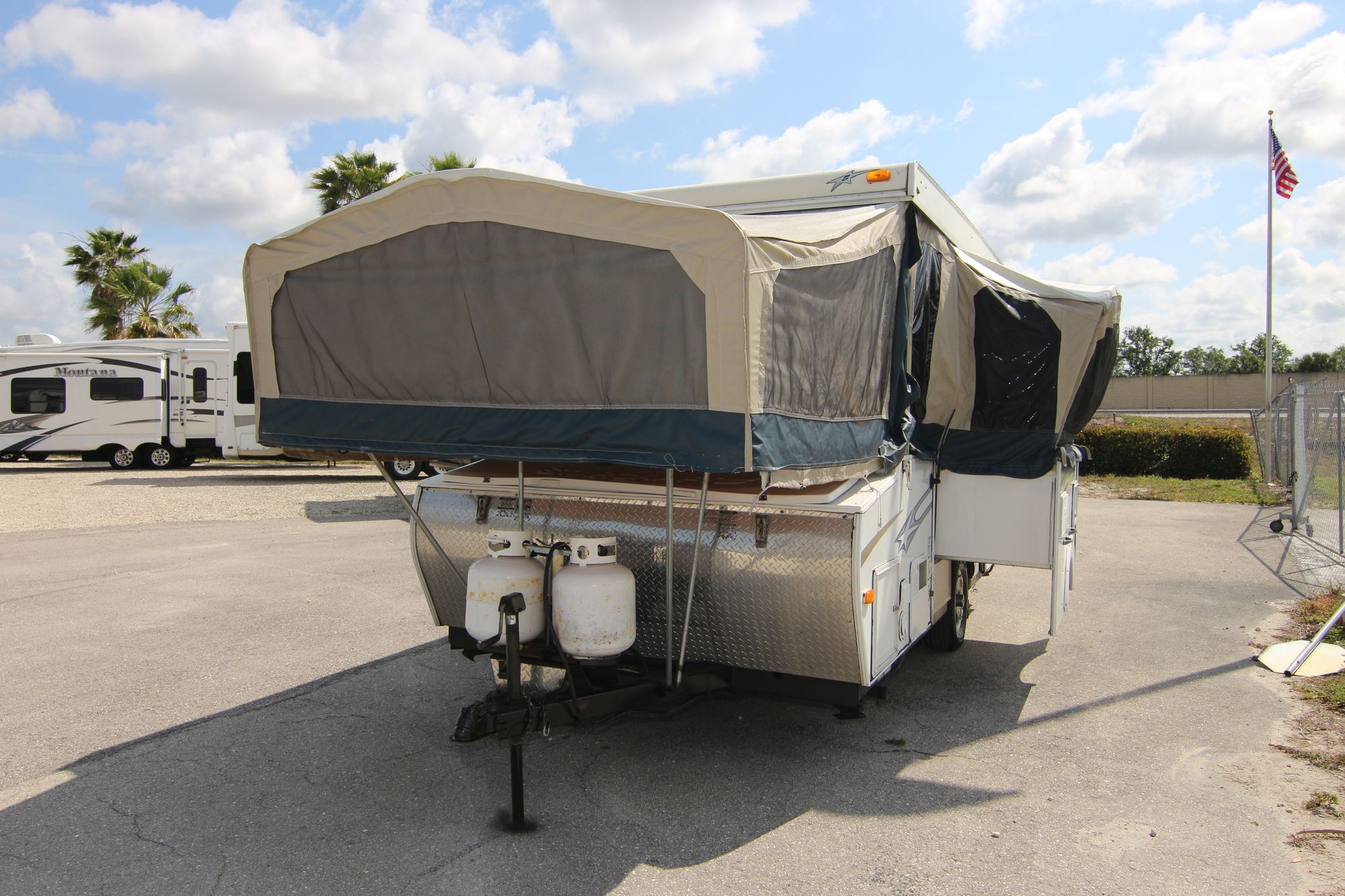 Used 2008 Starcraft Centenial 3606 Tent Camper  For Sale