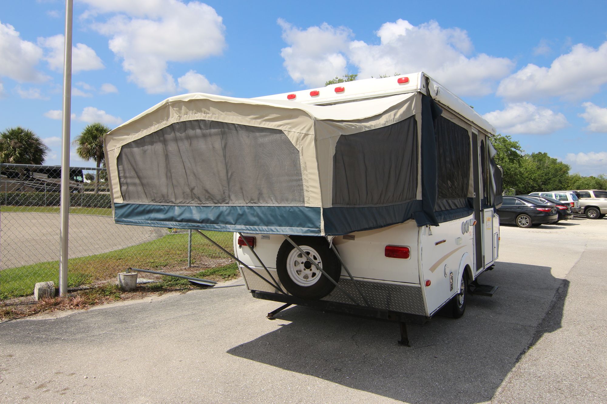 Used 2008 Starcraft Centenial 3606 Tent Camper  For Sale