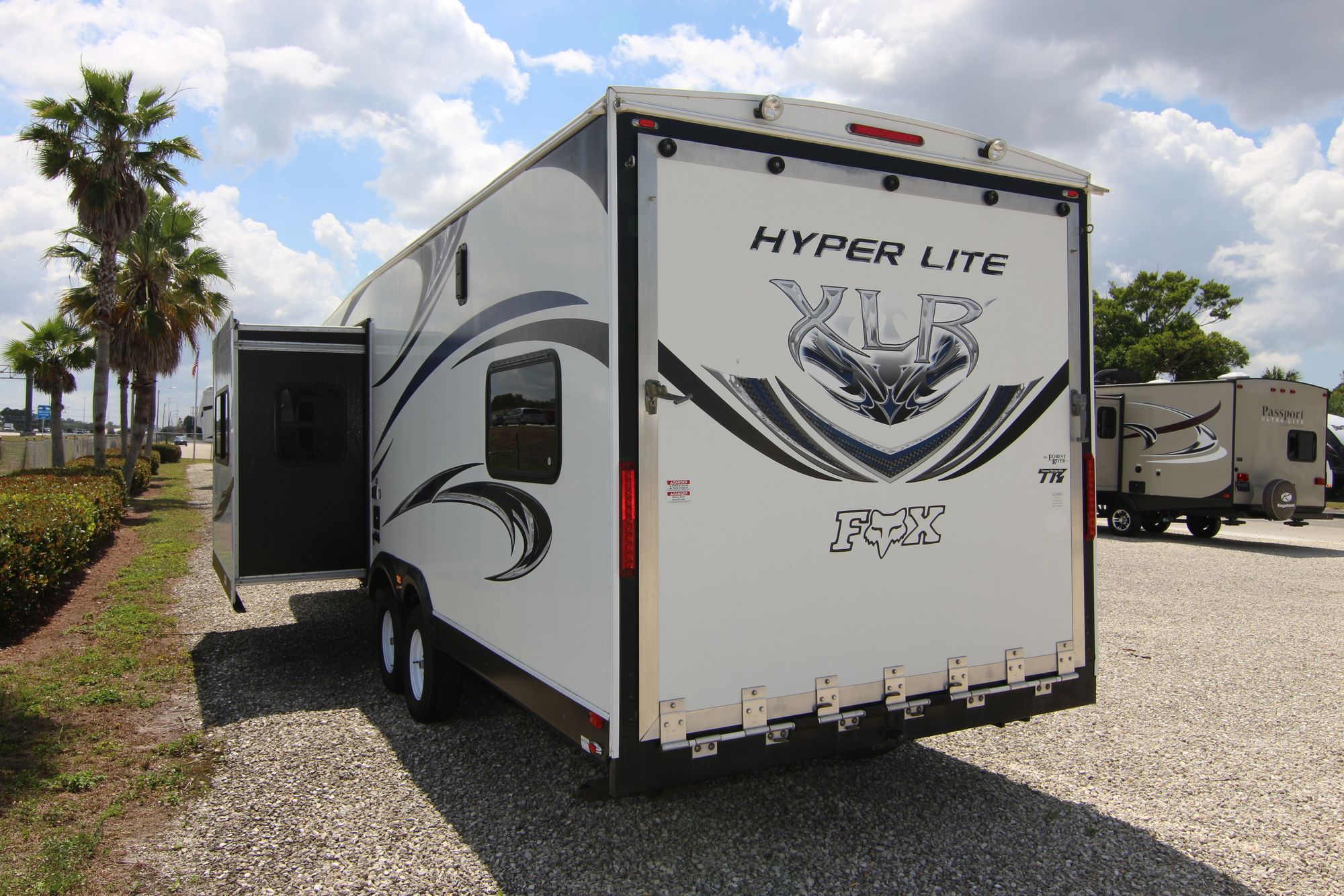 Used 2013 Forest River Hyperlightxlr 27HFS Travel Trailer  For Sale