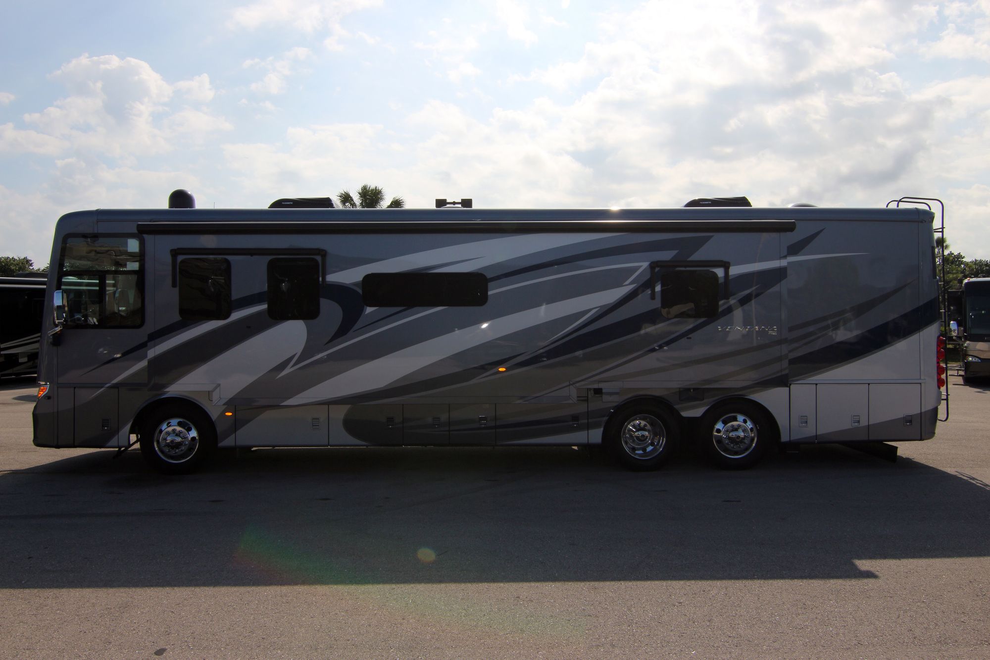 New 2019 Newmar Ventana 4002 Class A  For Sale