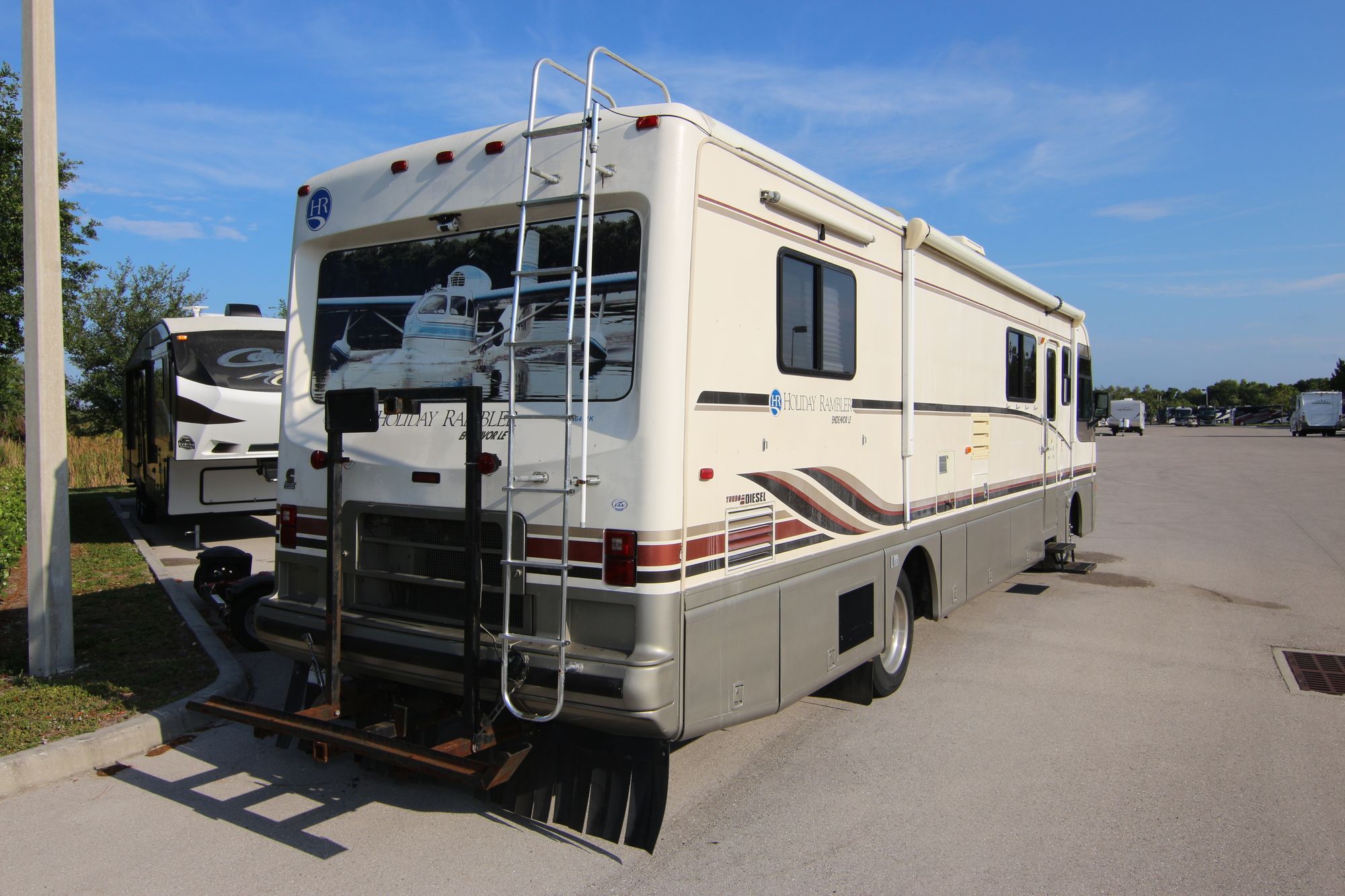 Used 1996 Holiday Rambler Endeavor Le 37CDS Class A  For Sale