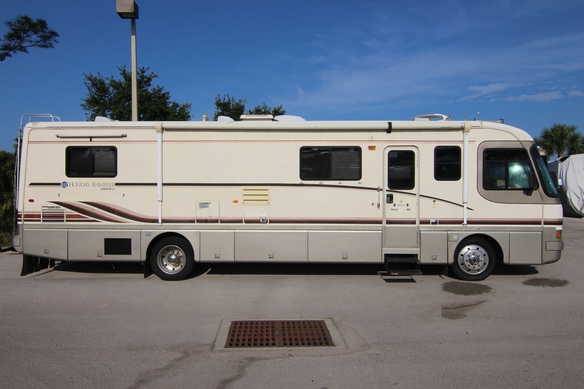 Used 1996 Holiday Rambler Endeavor Le 37CDS Class A  For Sale