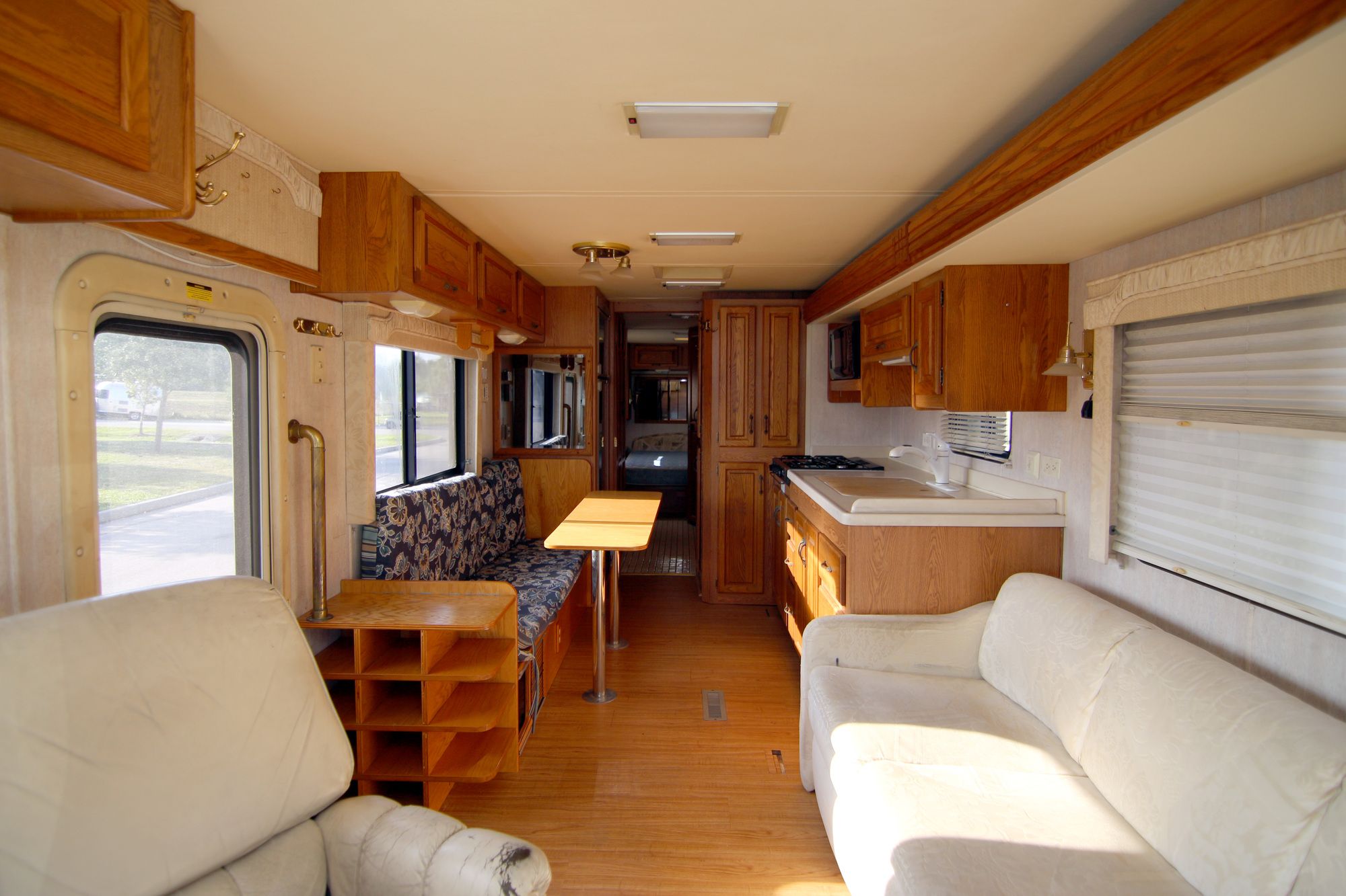 Used 1996 Holiday Rambler Endeavor Le 37CDS Class A  For Sale