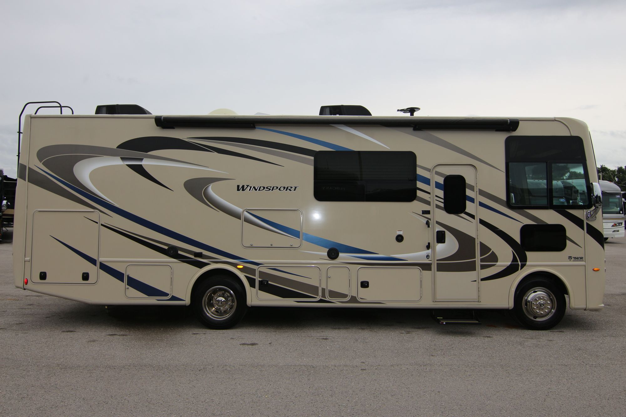 Used 2018 Thor Windsport 29M Class A  For Sale