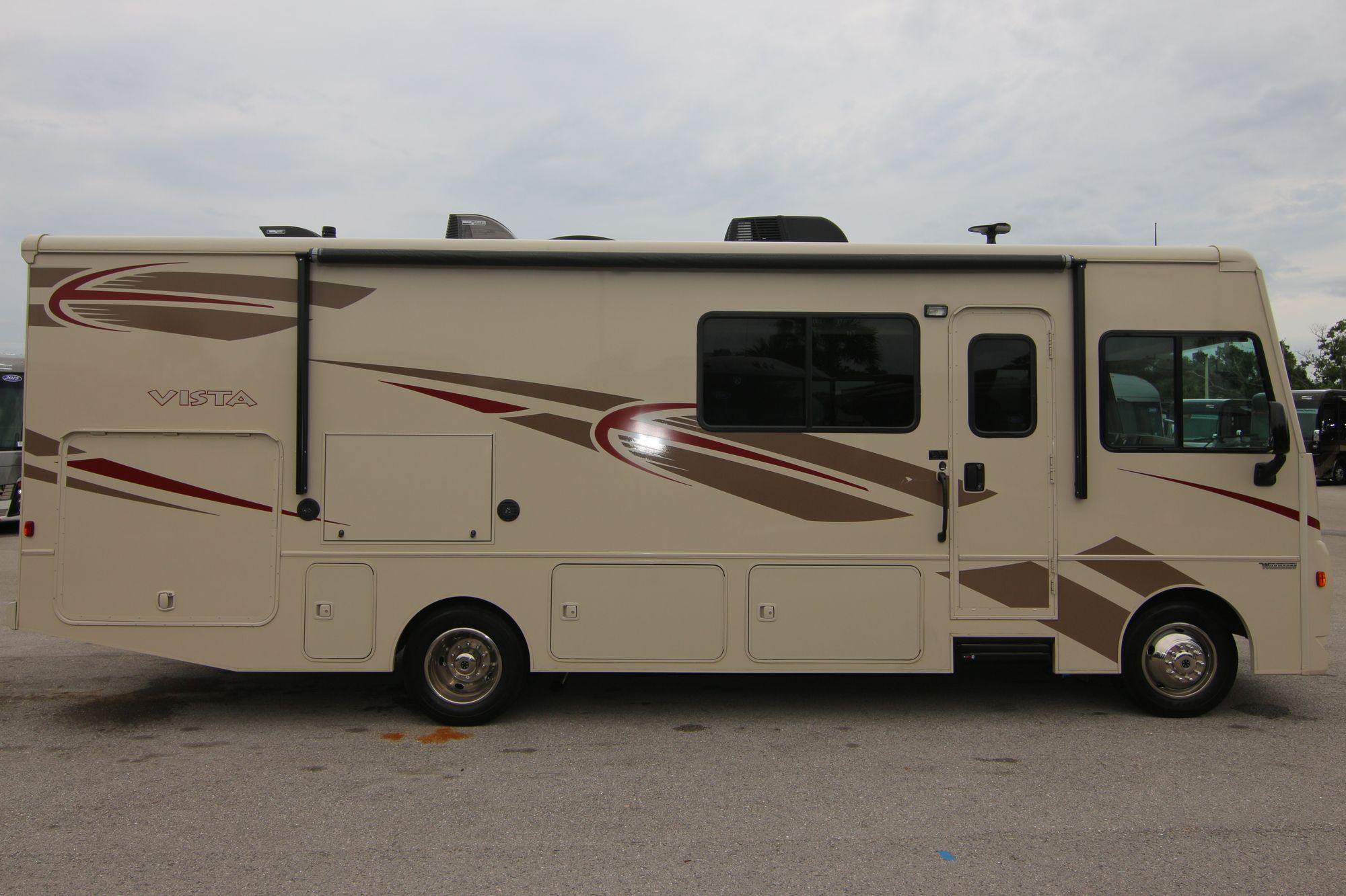 Used 2018 Winnebago Vista 29V Class A  For Sale