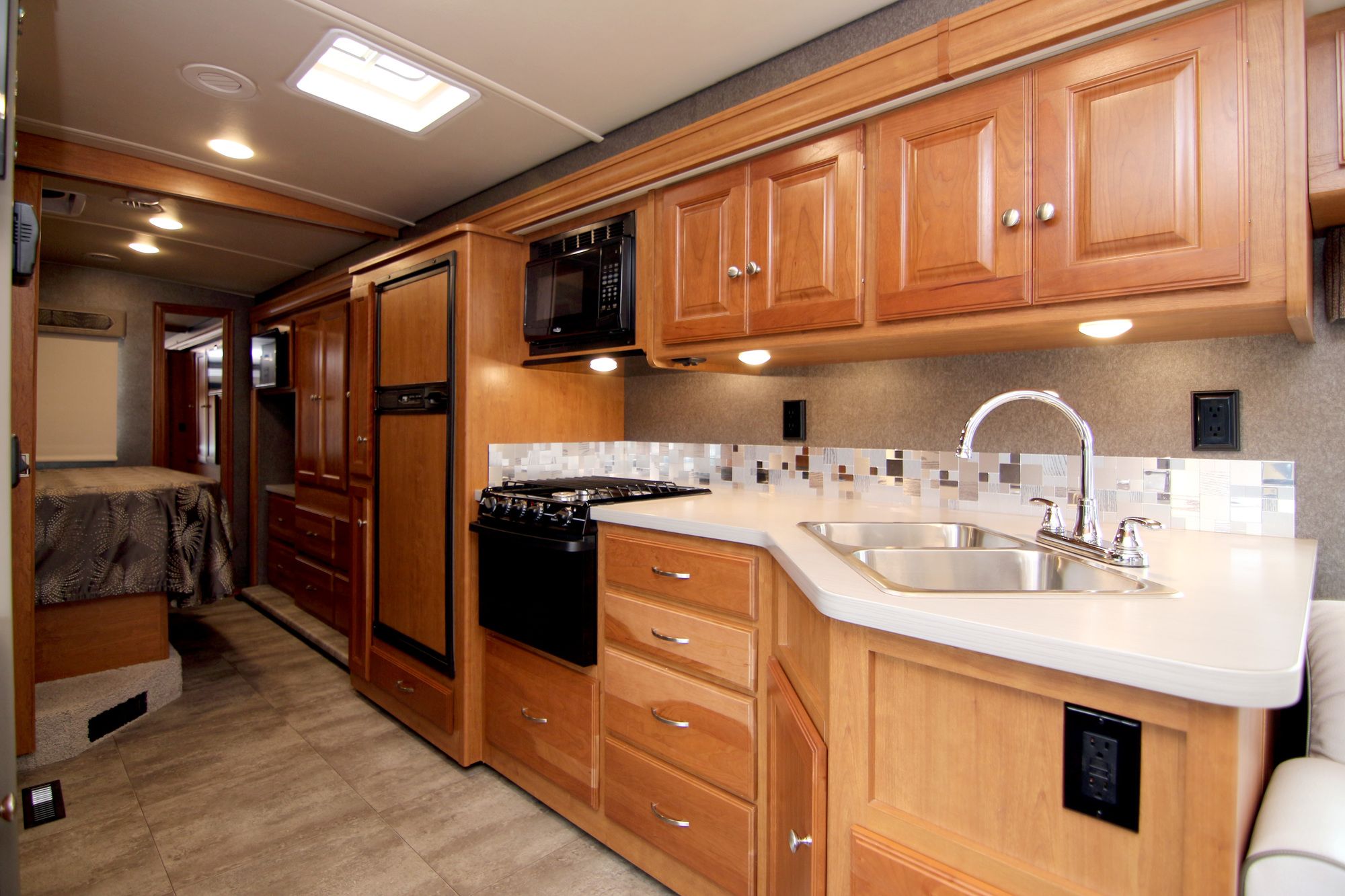 Used 2018 Winnebago Vista 29V Class A  For Sale