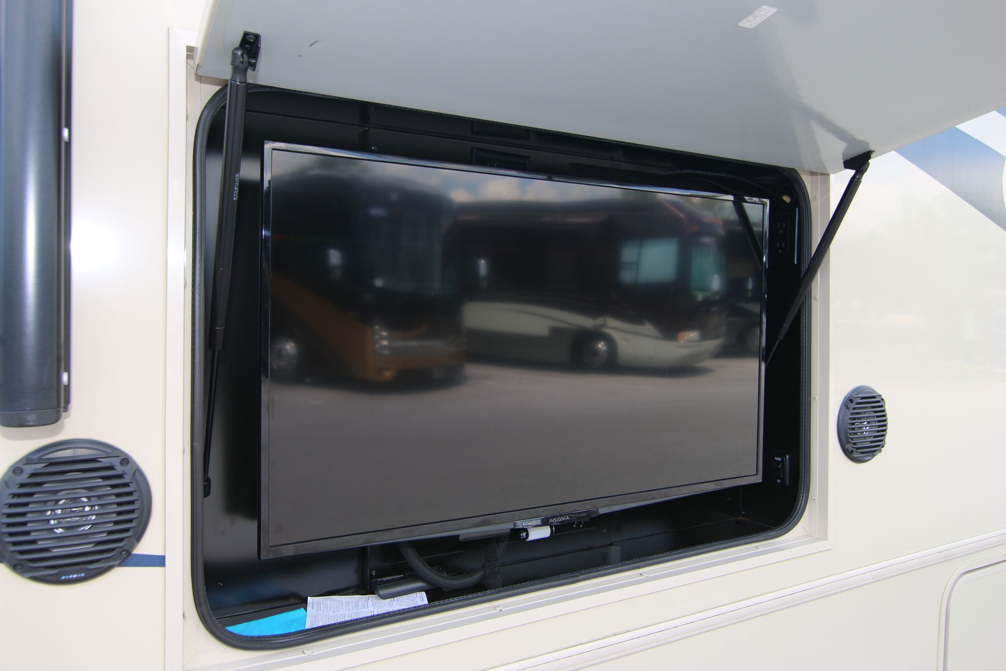 Used 2018 Winnebago Vista 29V Class A  For Sale