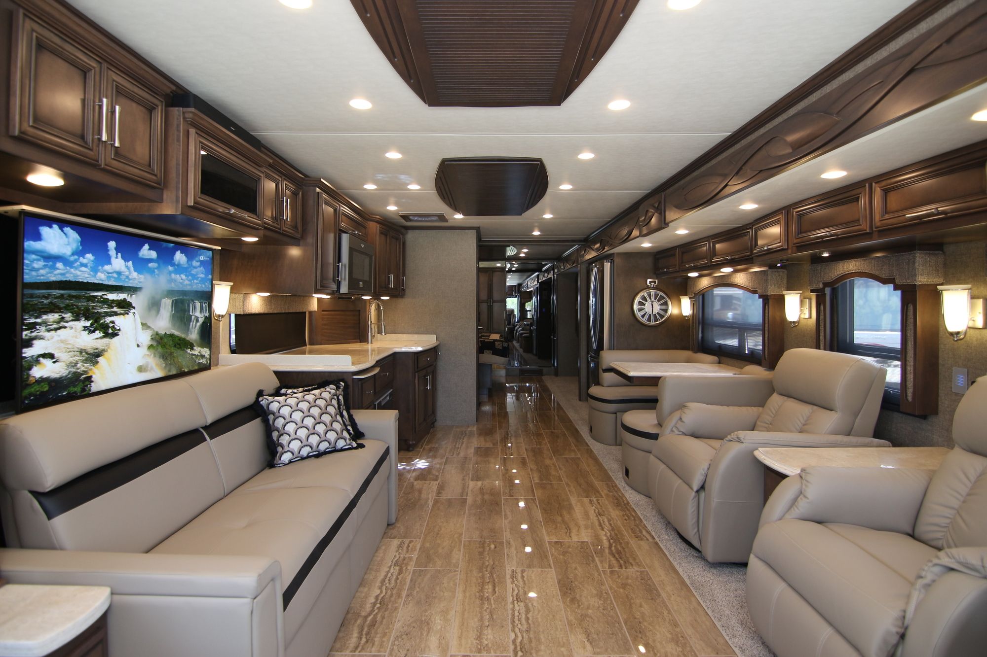 New 2019 Newmar Ventana 4369 Class A  For Sale