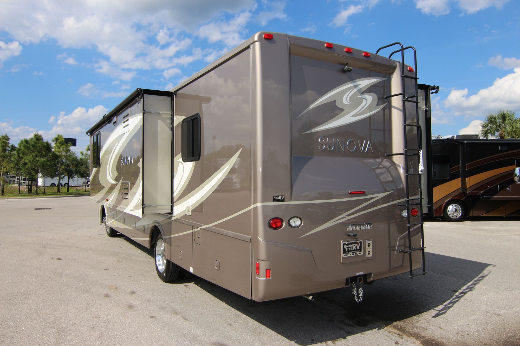 Used 2016 Itasca Sunova 33C Class A  For Sale