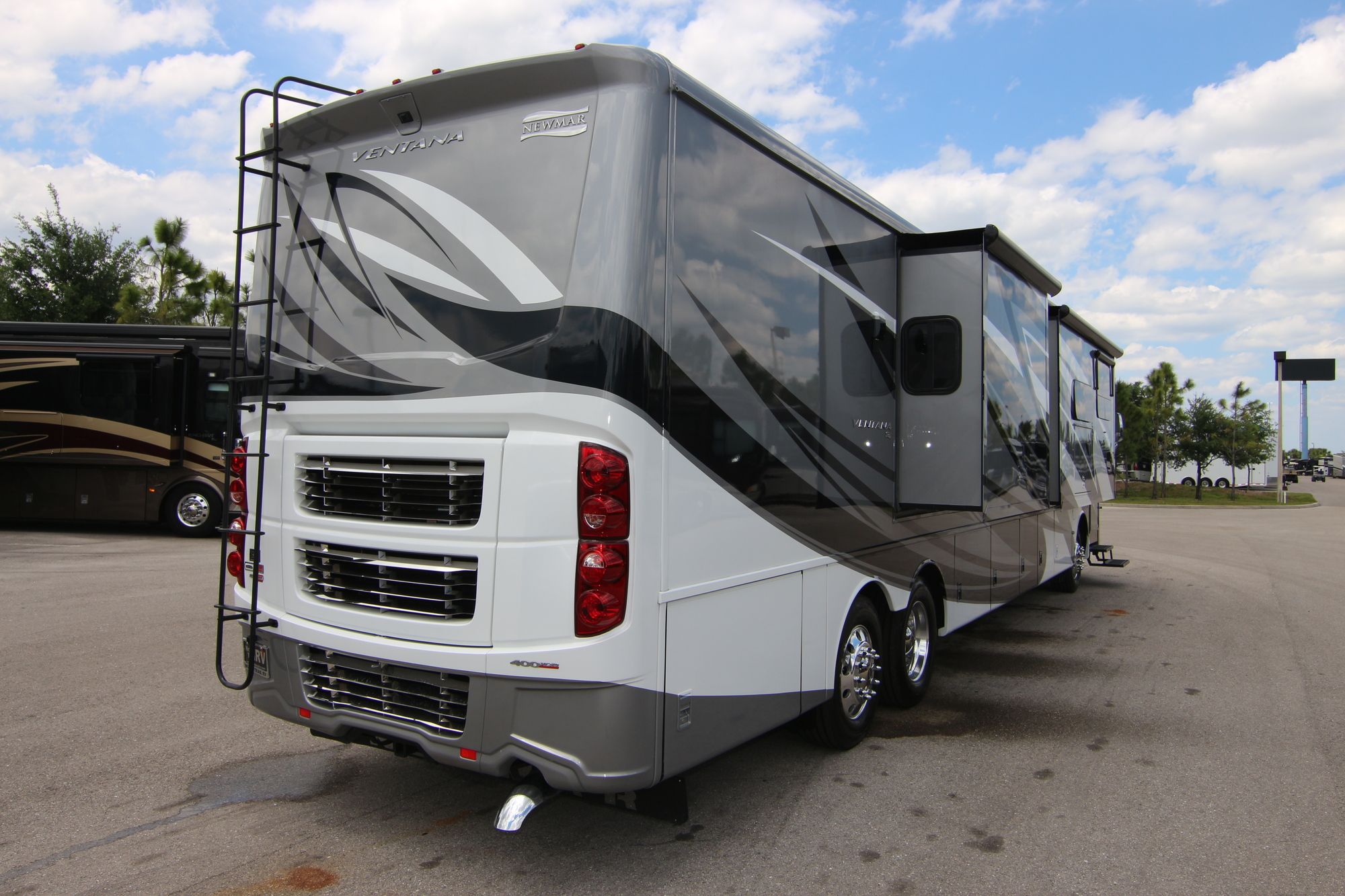 New 2019 Newmar Ventana 4369 Class A  For Sale